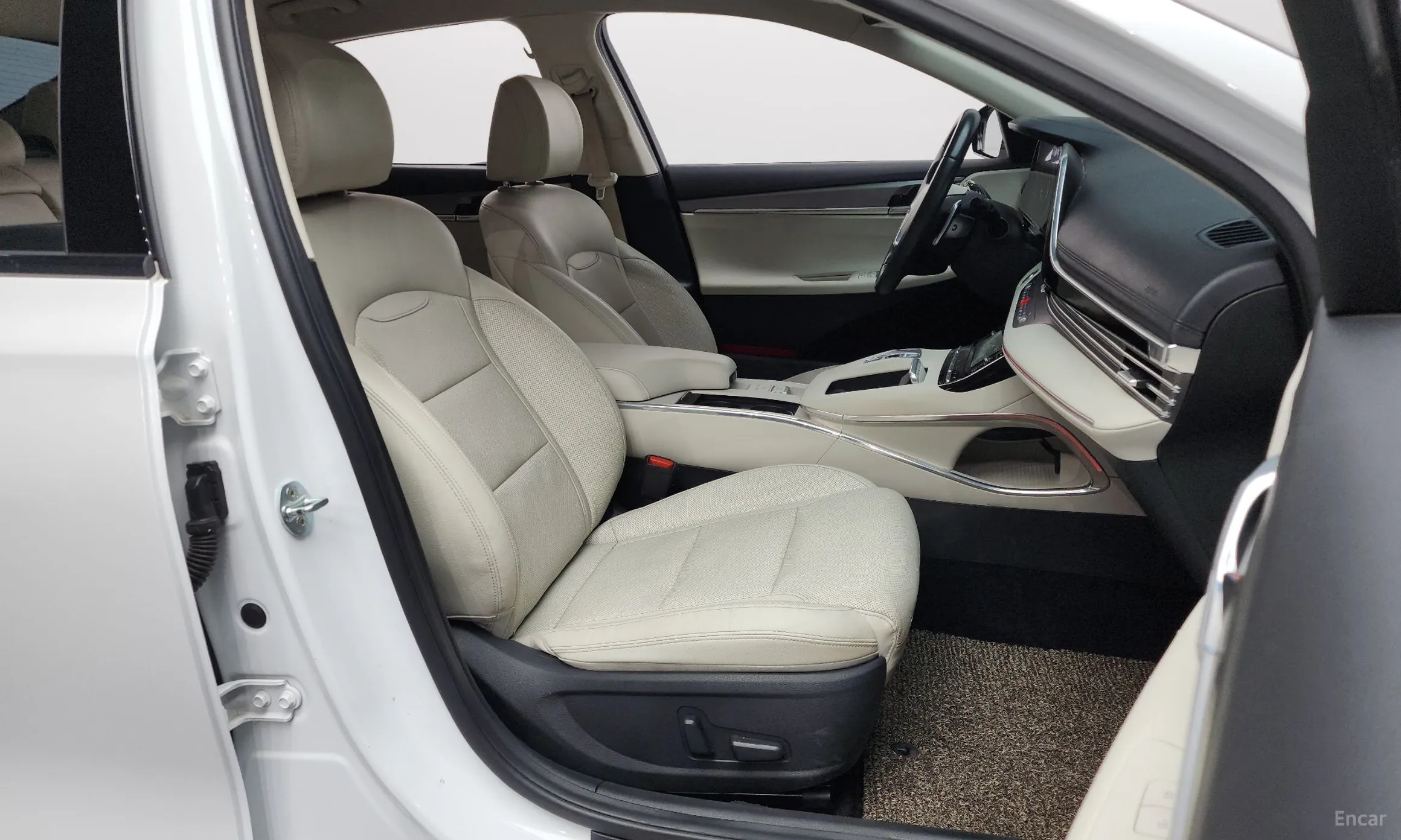 Hyundai Grandeur IG превью 11