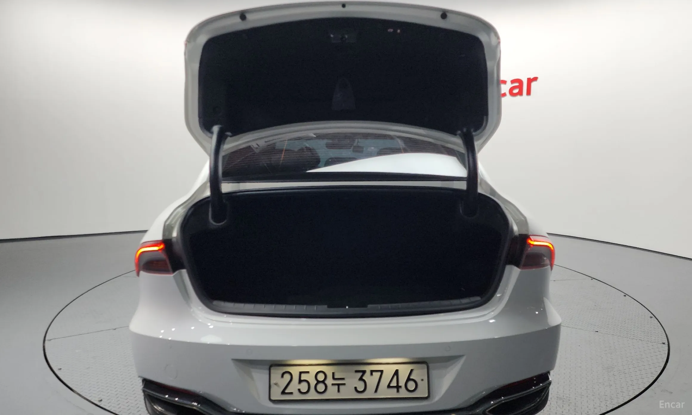 Hyundai Grandeur IG превью 20