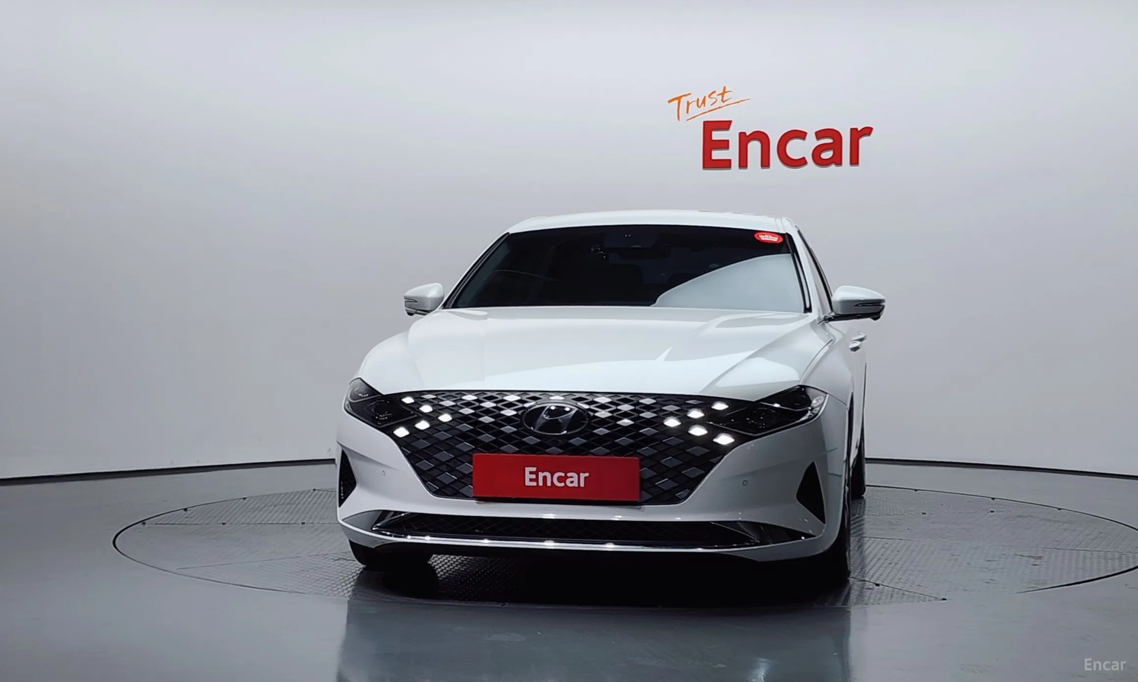 Hyundai Grandeur IG превью 3