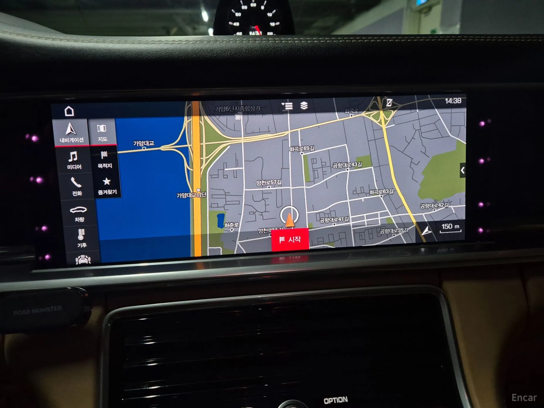 Porsche Panamera (971) превью 16