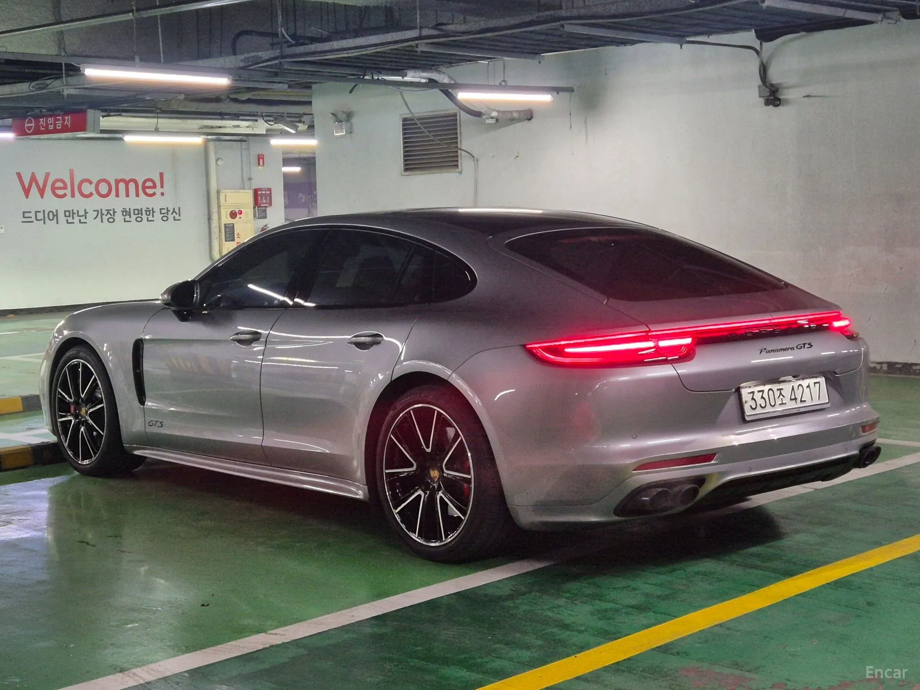 Porsche Panamera (971) превью 3