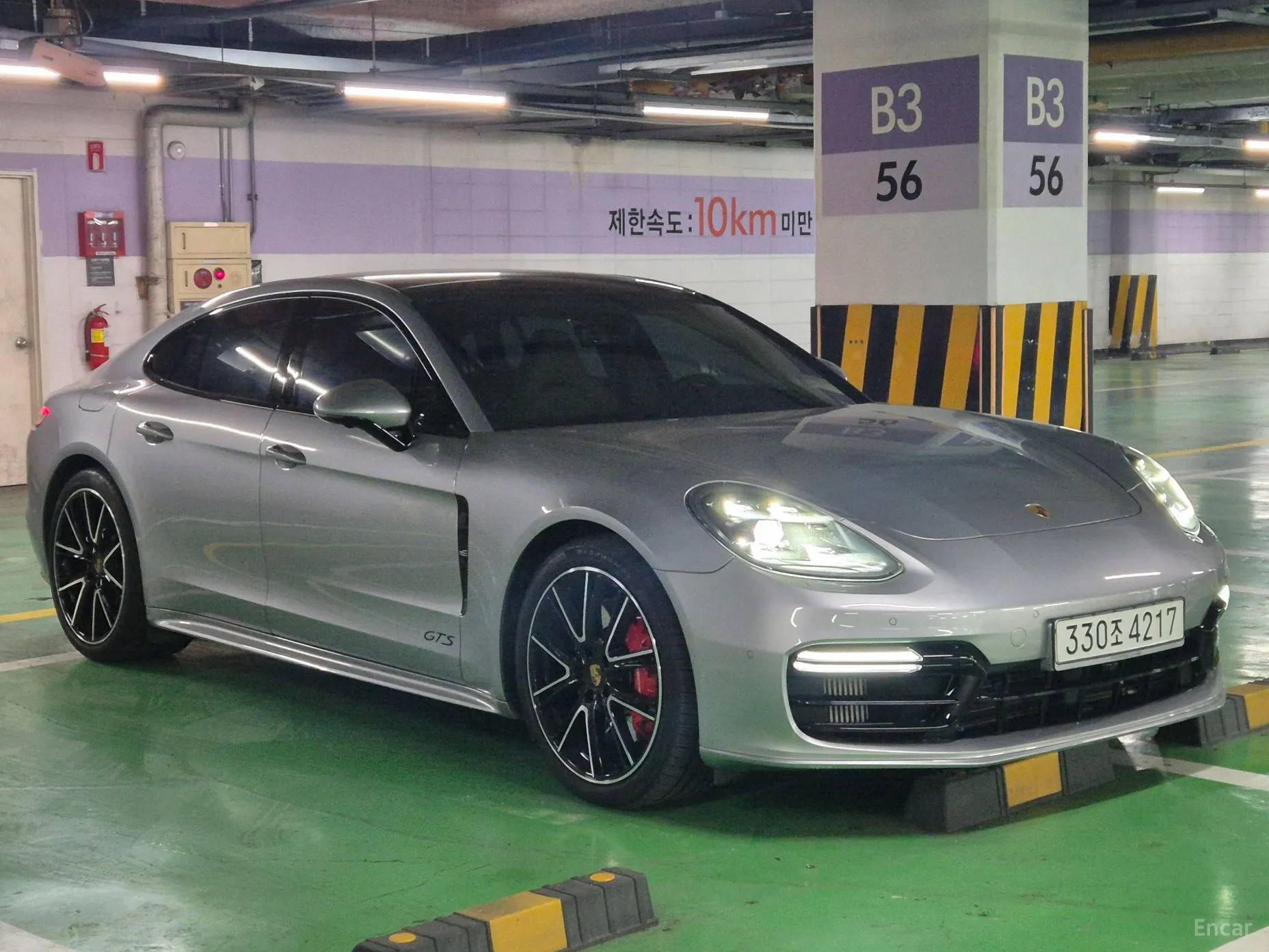 Porsche Panamera (971) превью 6