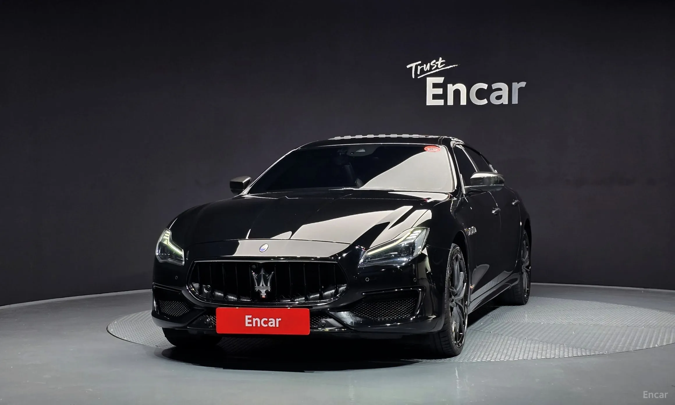Maserati Quattroporte превью 3