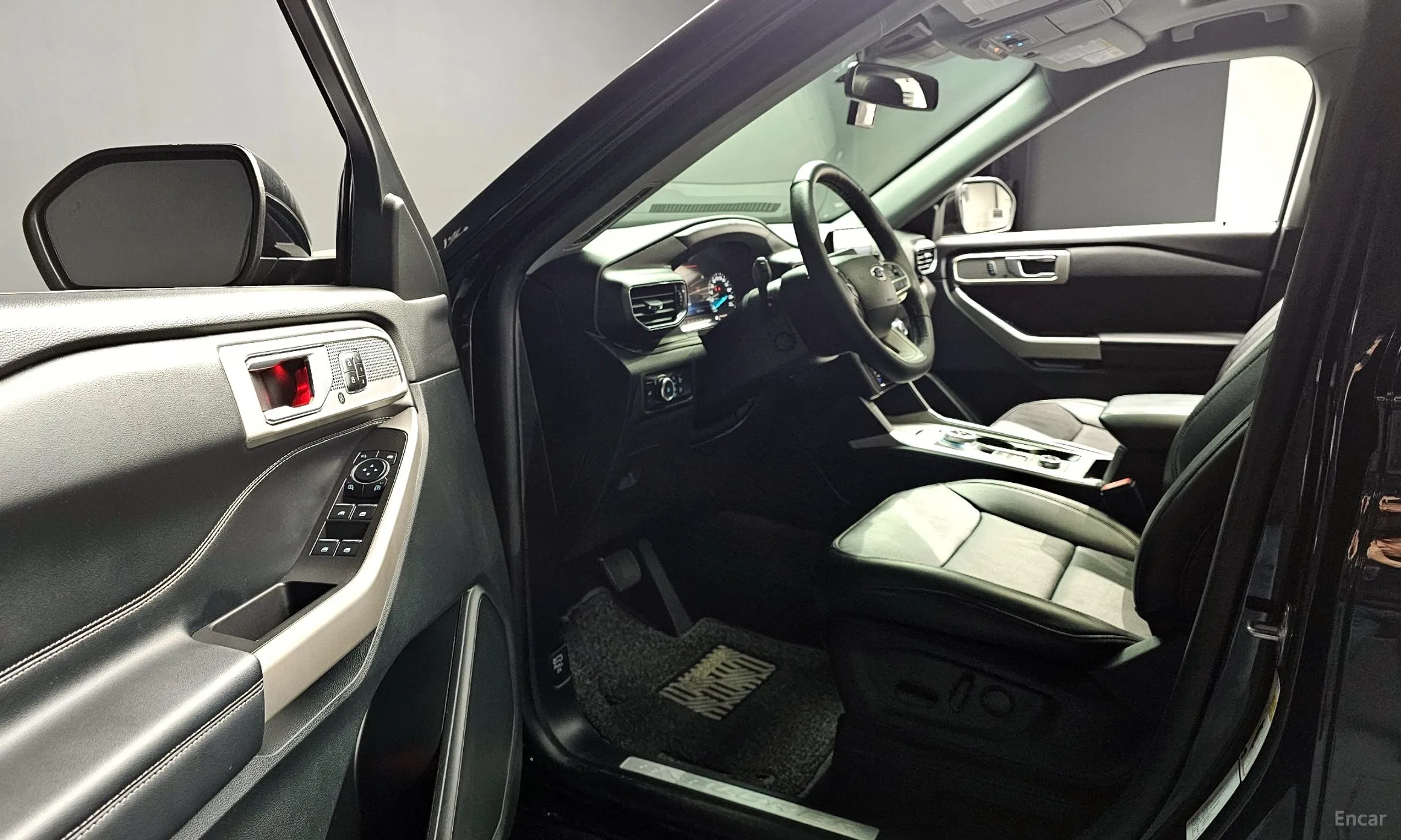Ford Explorer 6th Generation превью 12