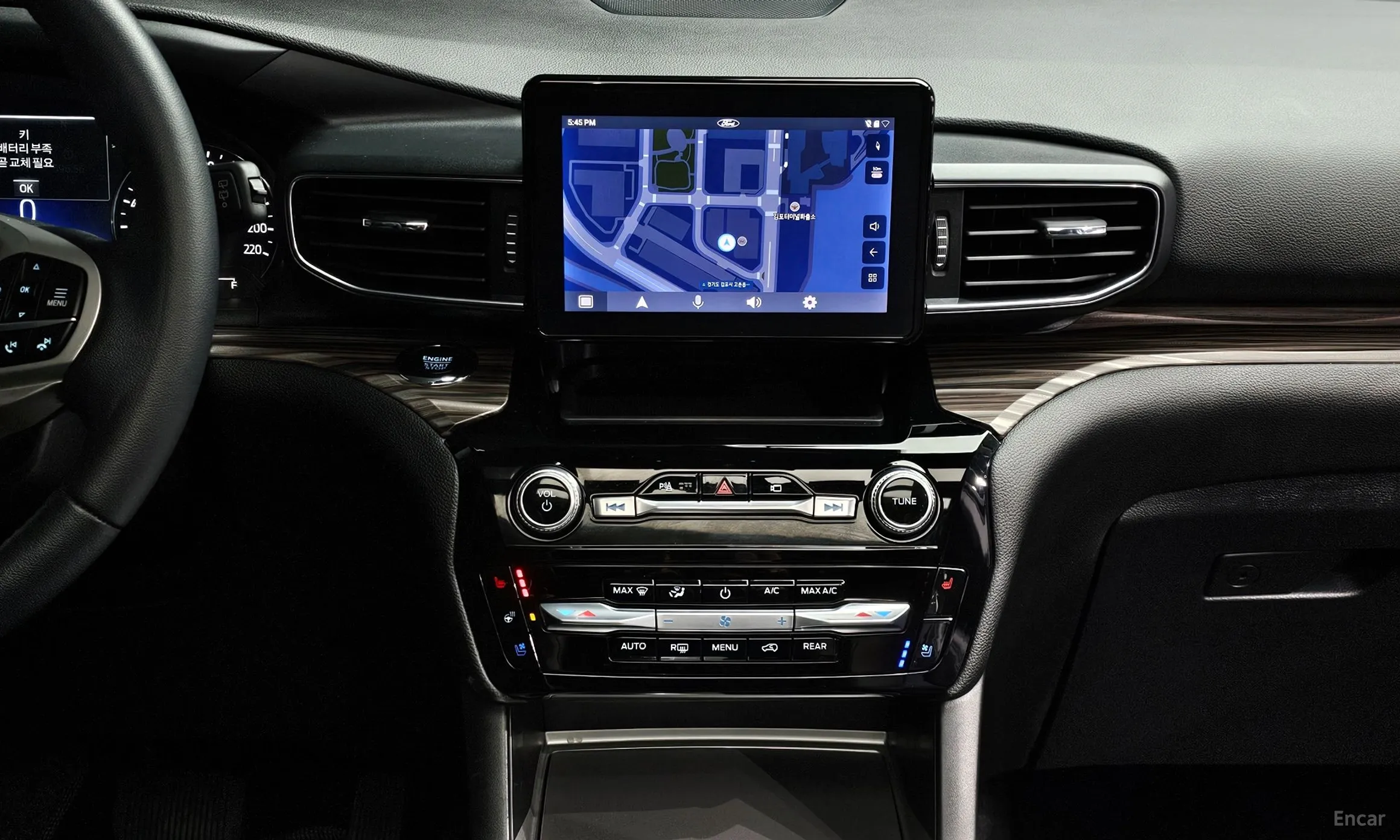 Ford Explorer 6th Generation превью 15