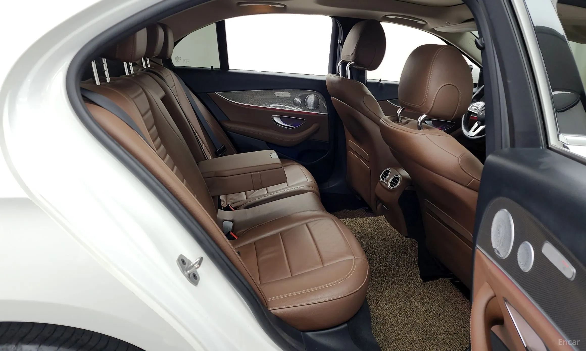 Mercedes Benz E-Class W213 превью 12