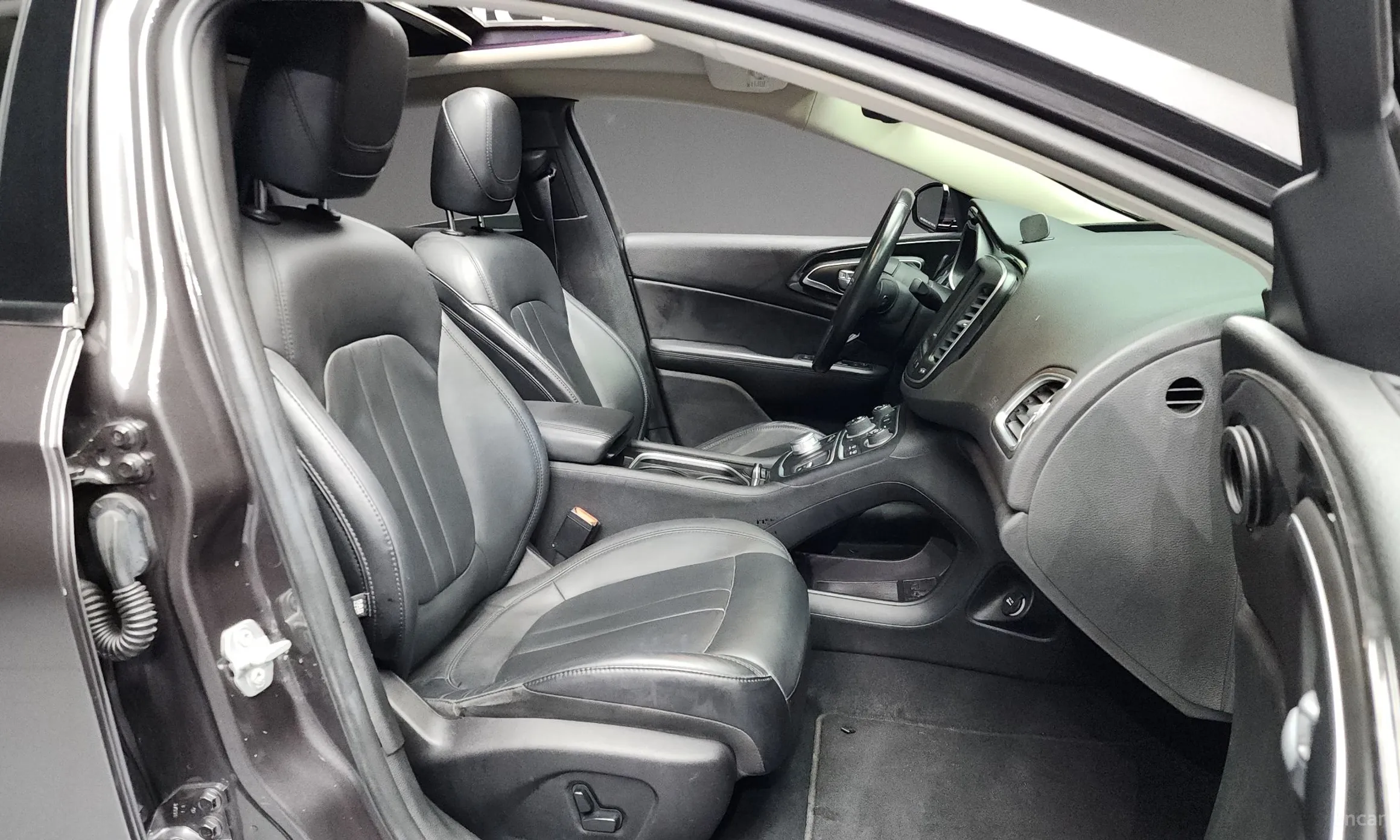 Chrysler 200 Second generation превью 11