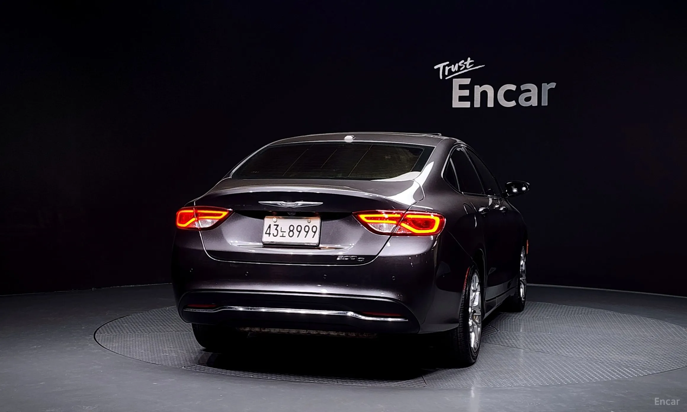 Chrysler 200 Second generation превью 4
