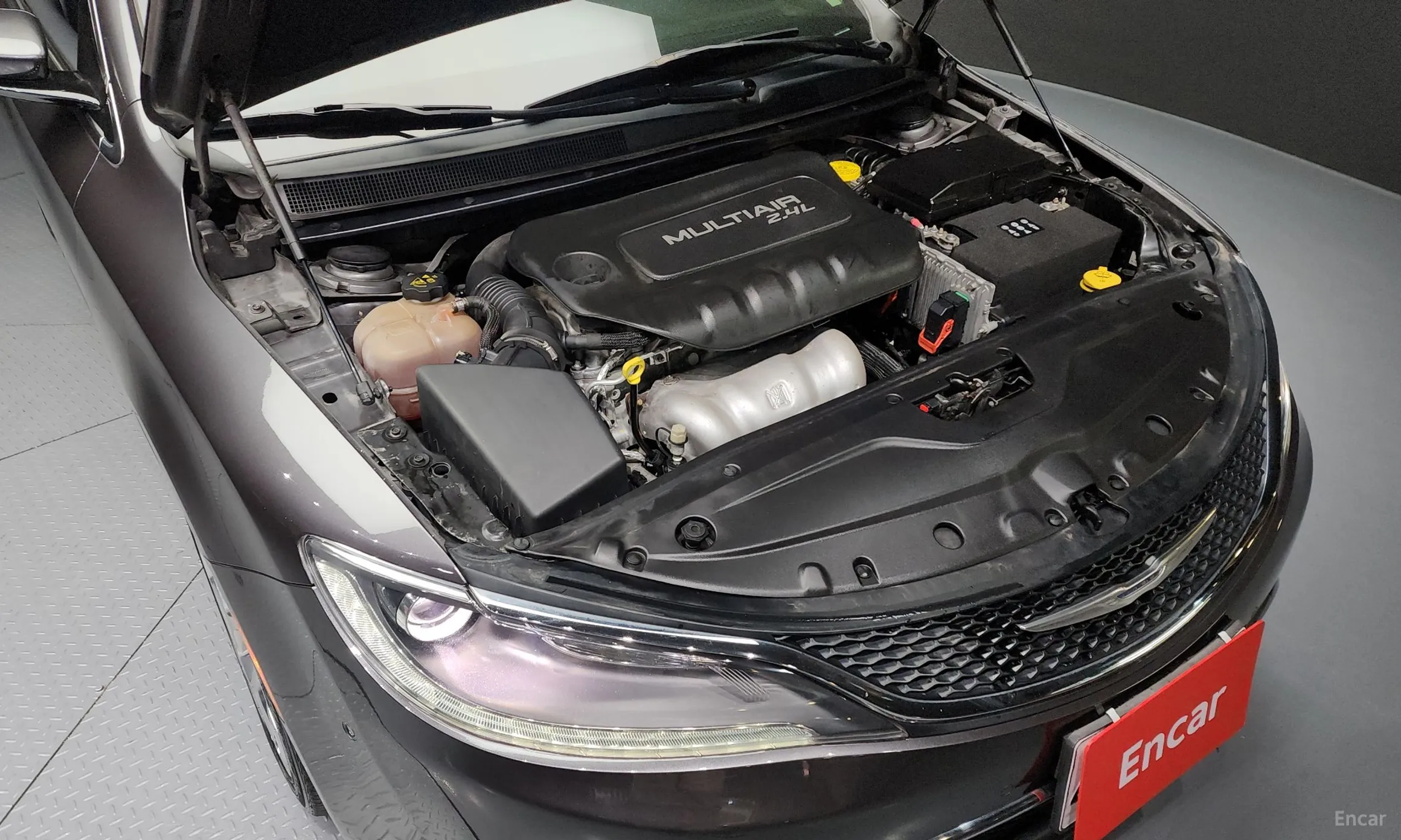 Chrysler 200 Second generation превью 6