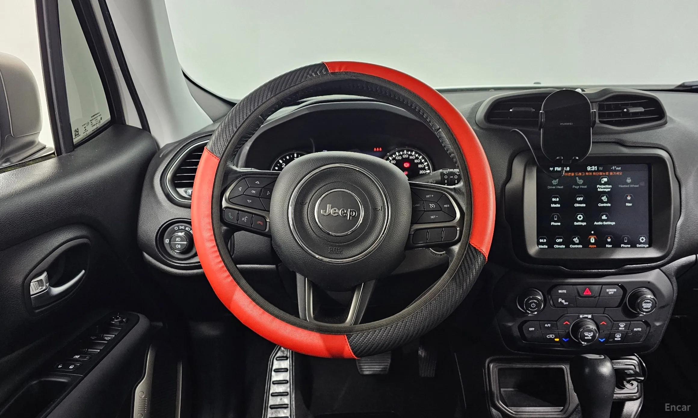 Jeep Renegade превью 13