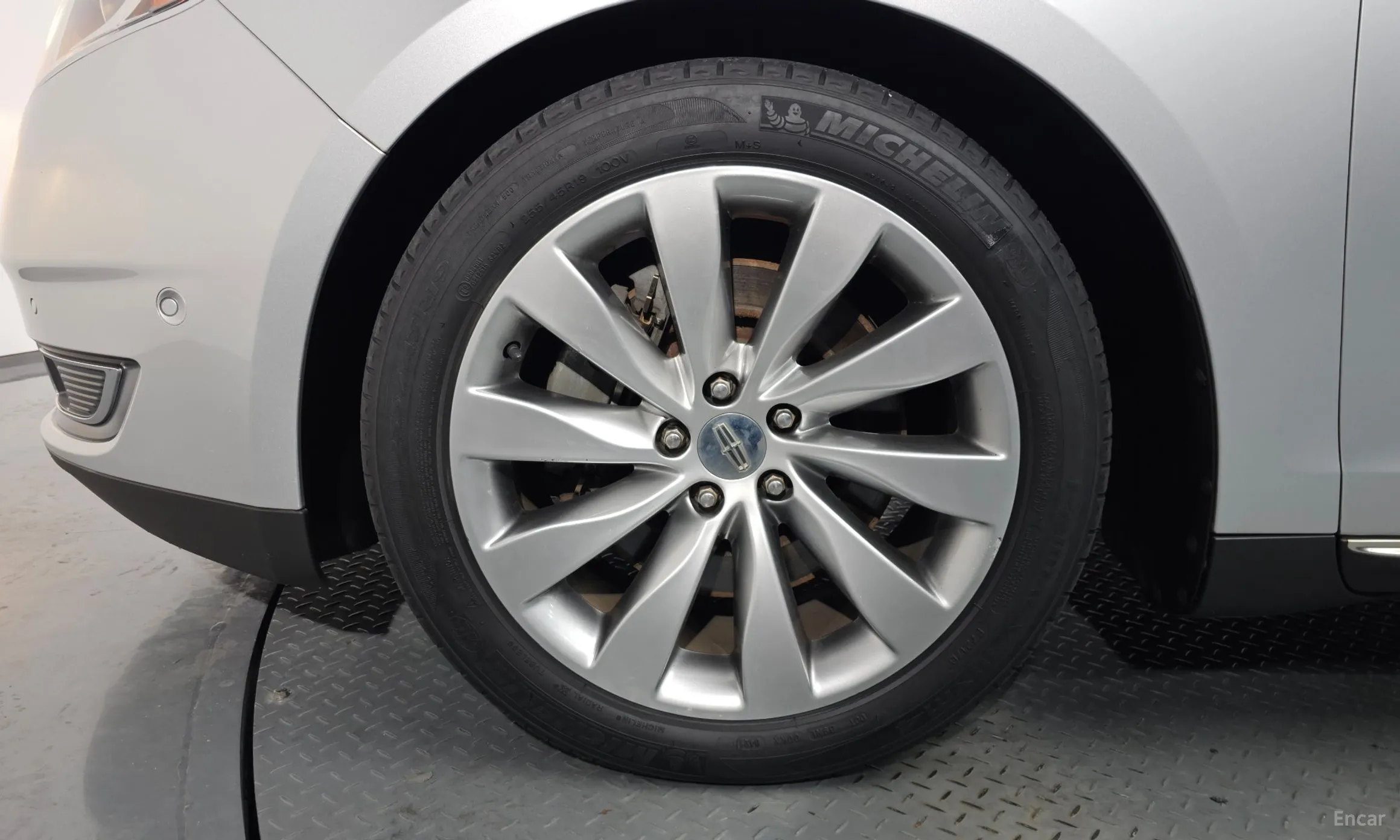 Lincoln New MKS превью 5