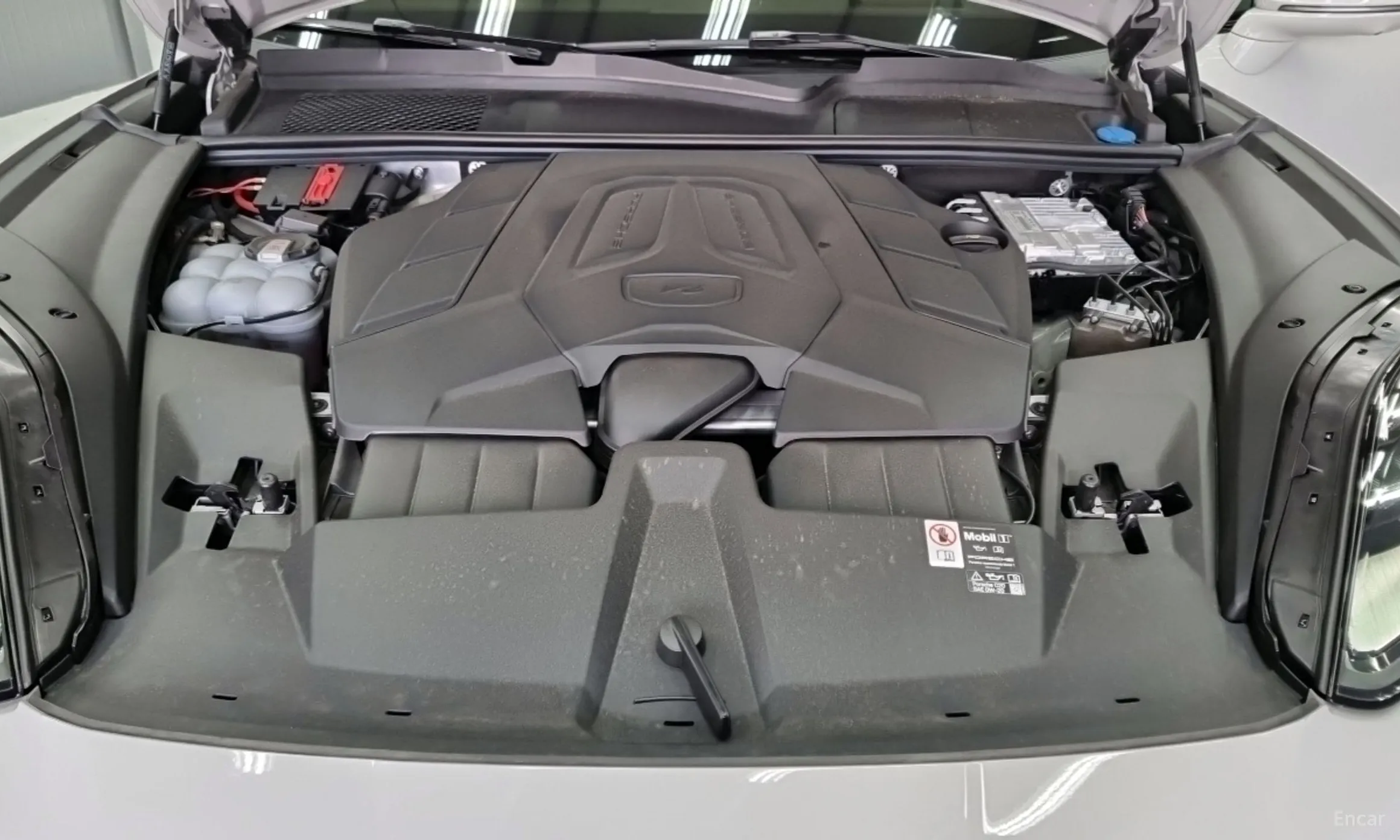 Porsche Cayenne (PO536) превью 6