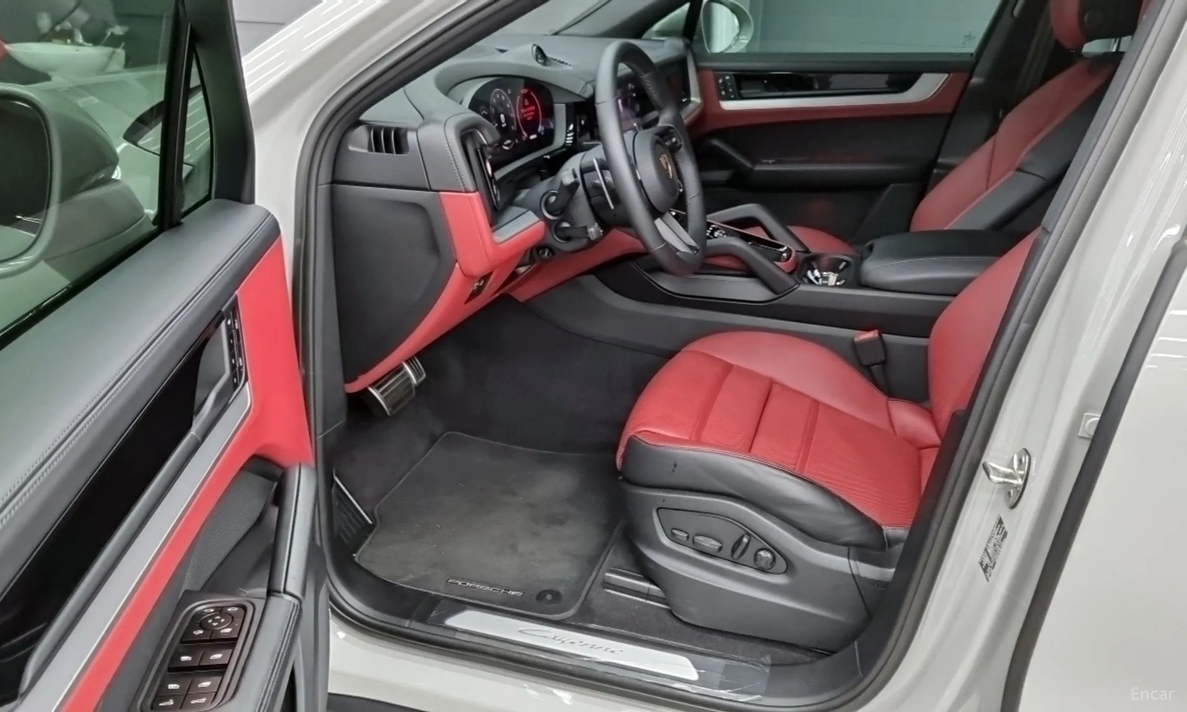 Porsche Cayenne (PO536) превью 7