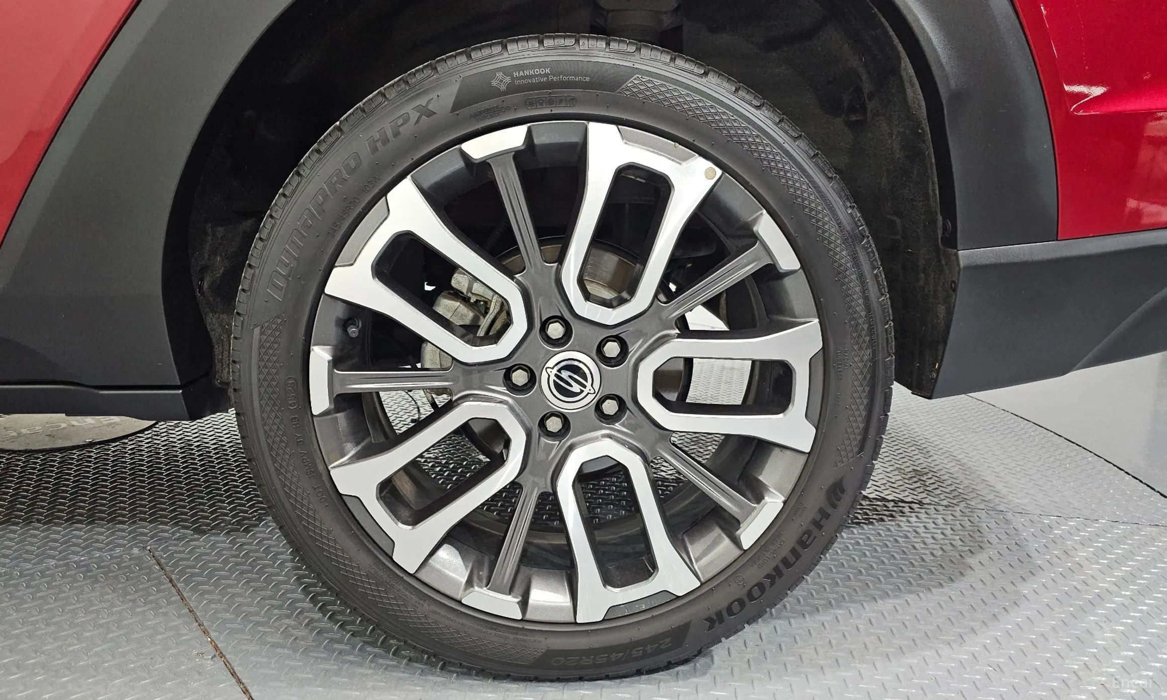 KG Mobility (SsangYong) Torres превью 5