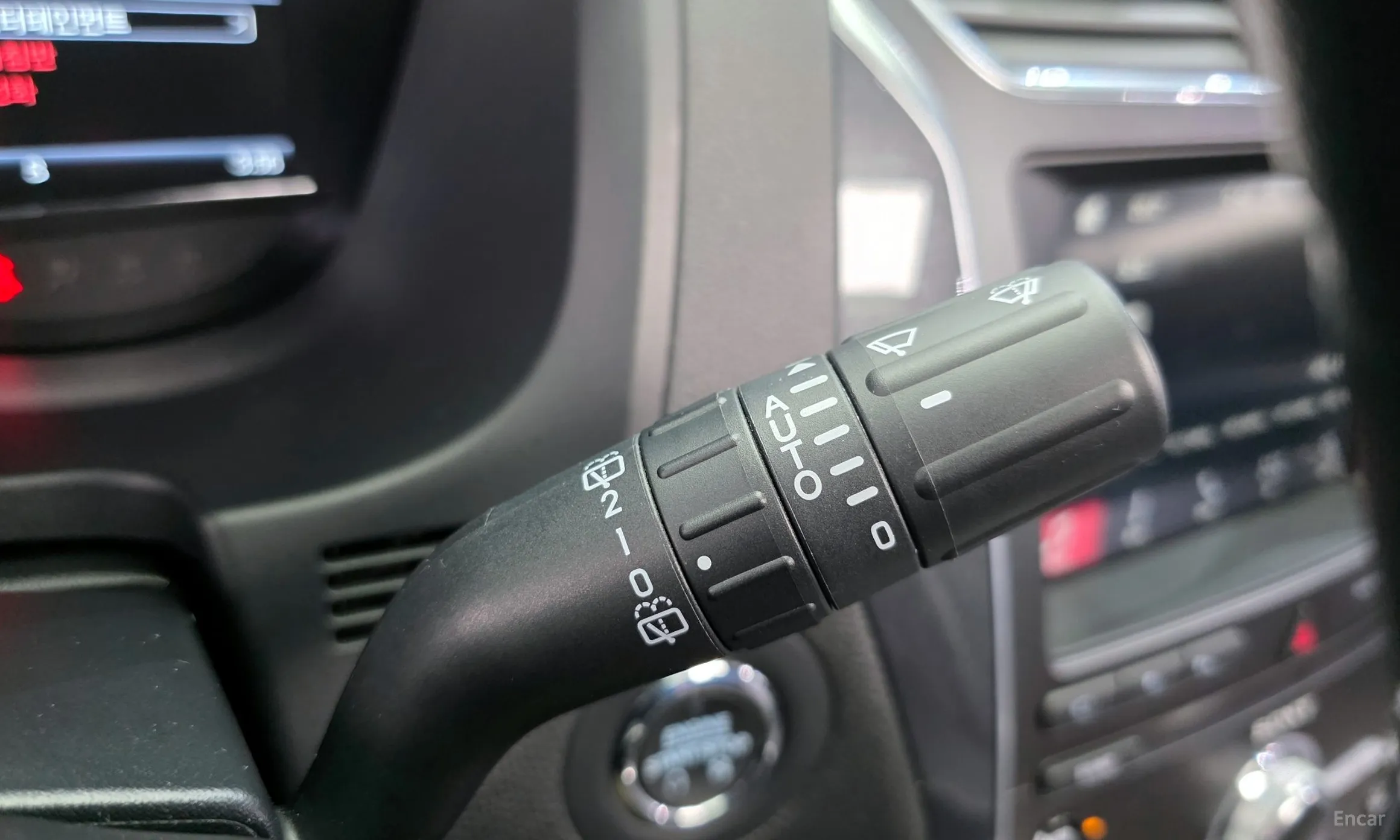 Ford Explorer превью 19