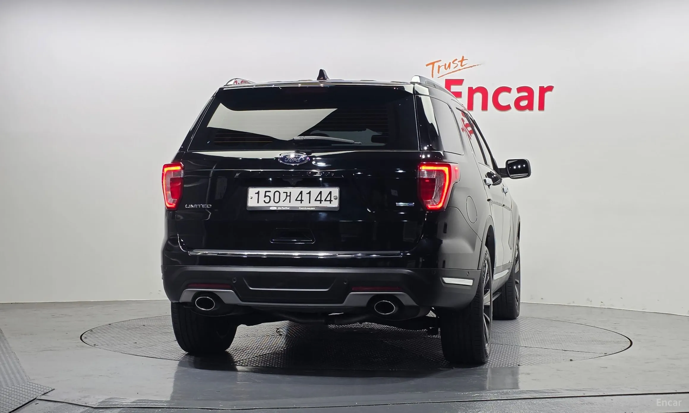 Ford Explorer превью 4