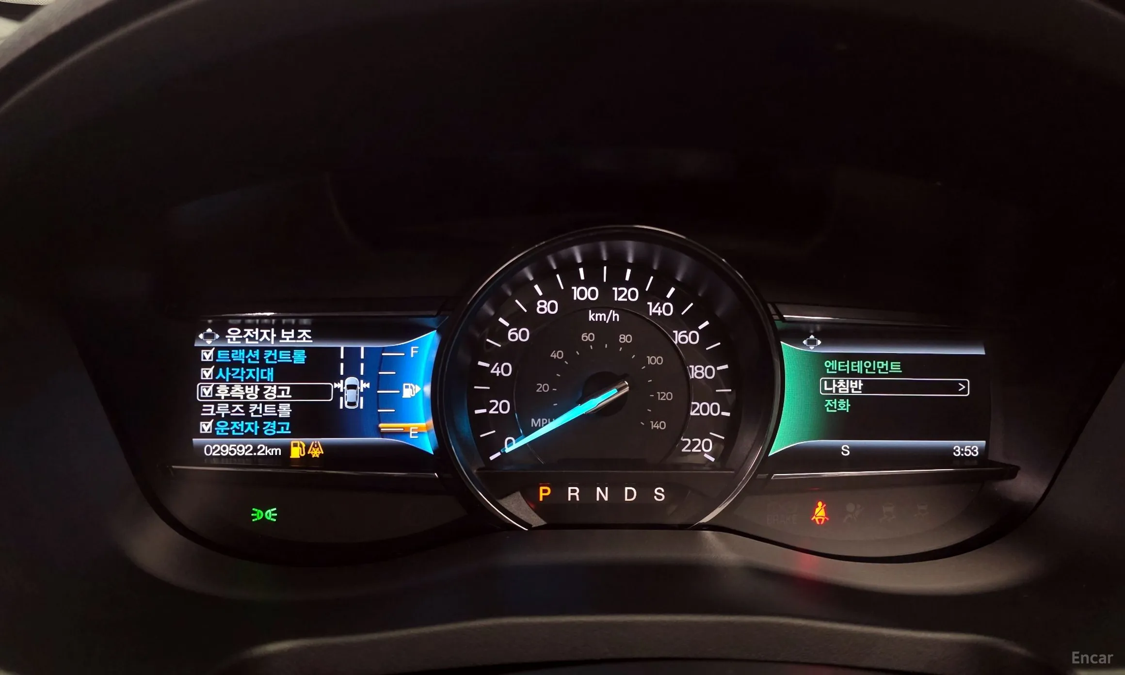 Ford Explorer превью 8