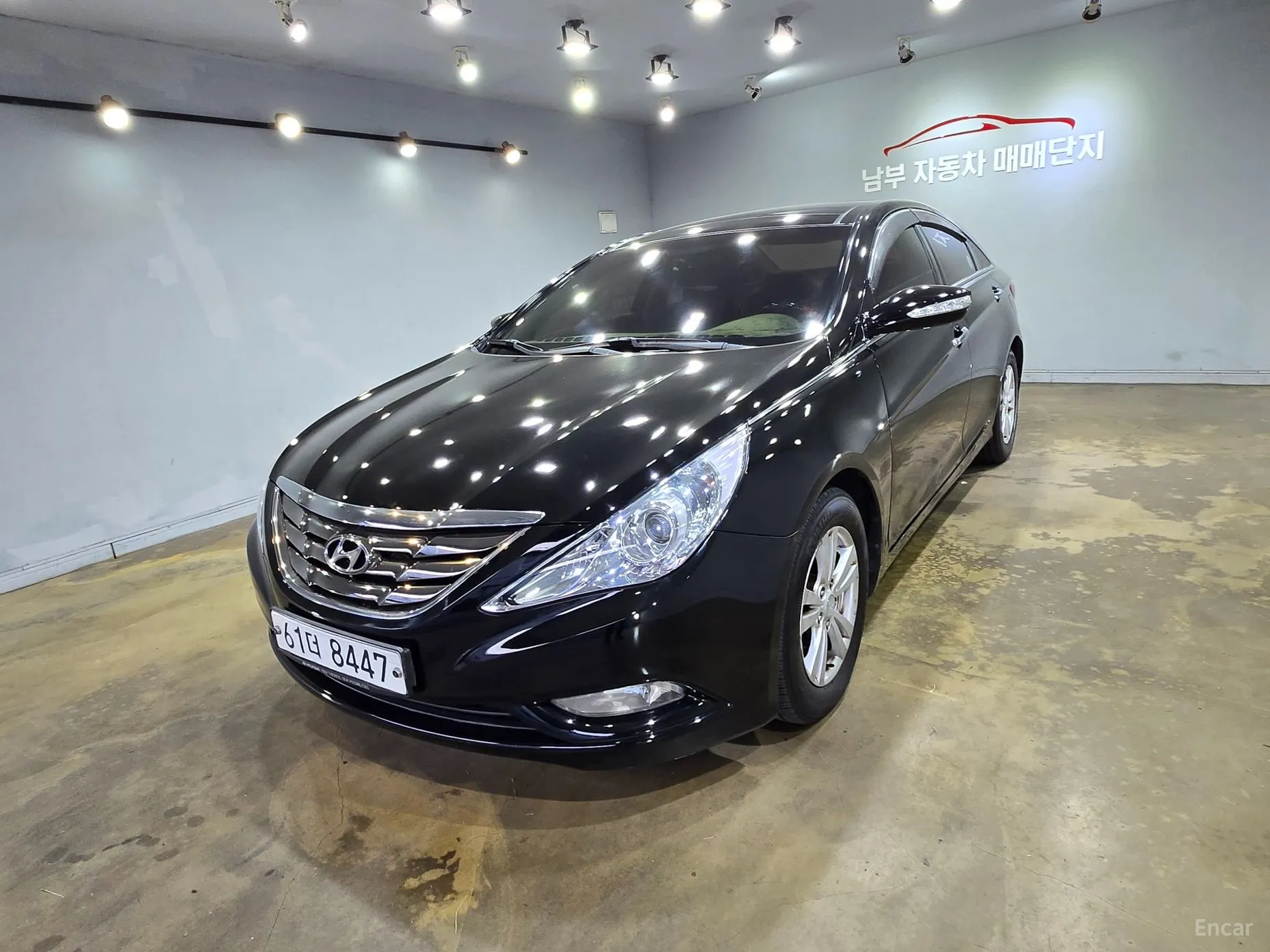 Hyundai YF Sonata