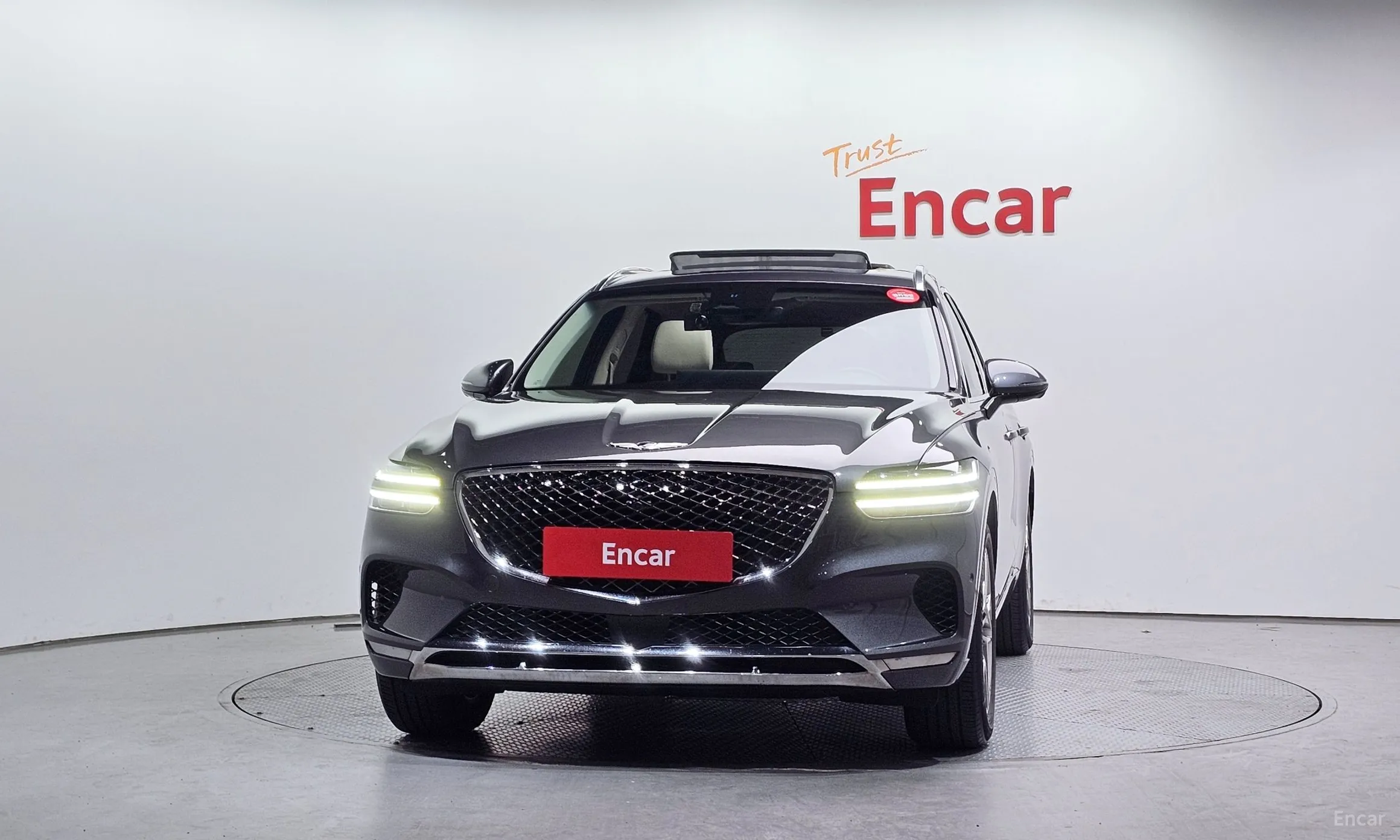 Genesis GV70 превью 3