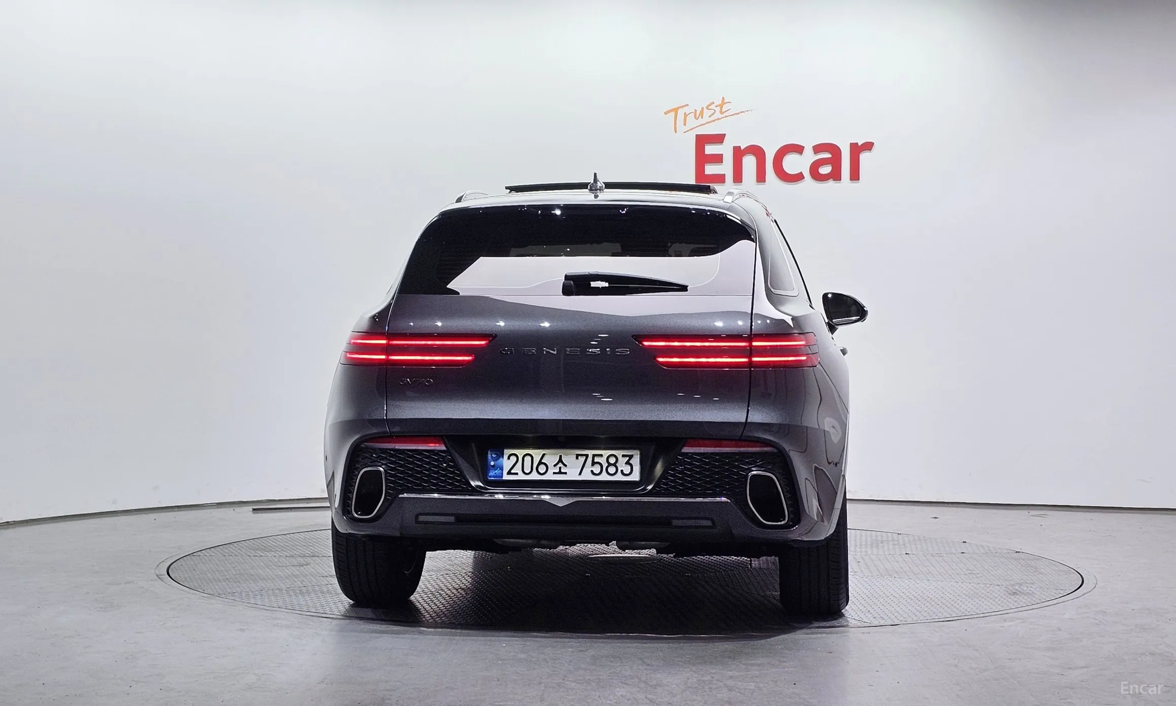 Genesis GV70 превью 4