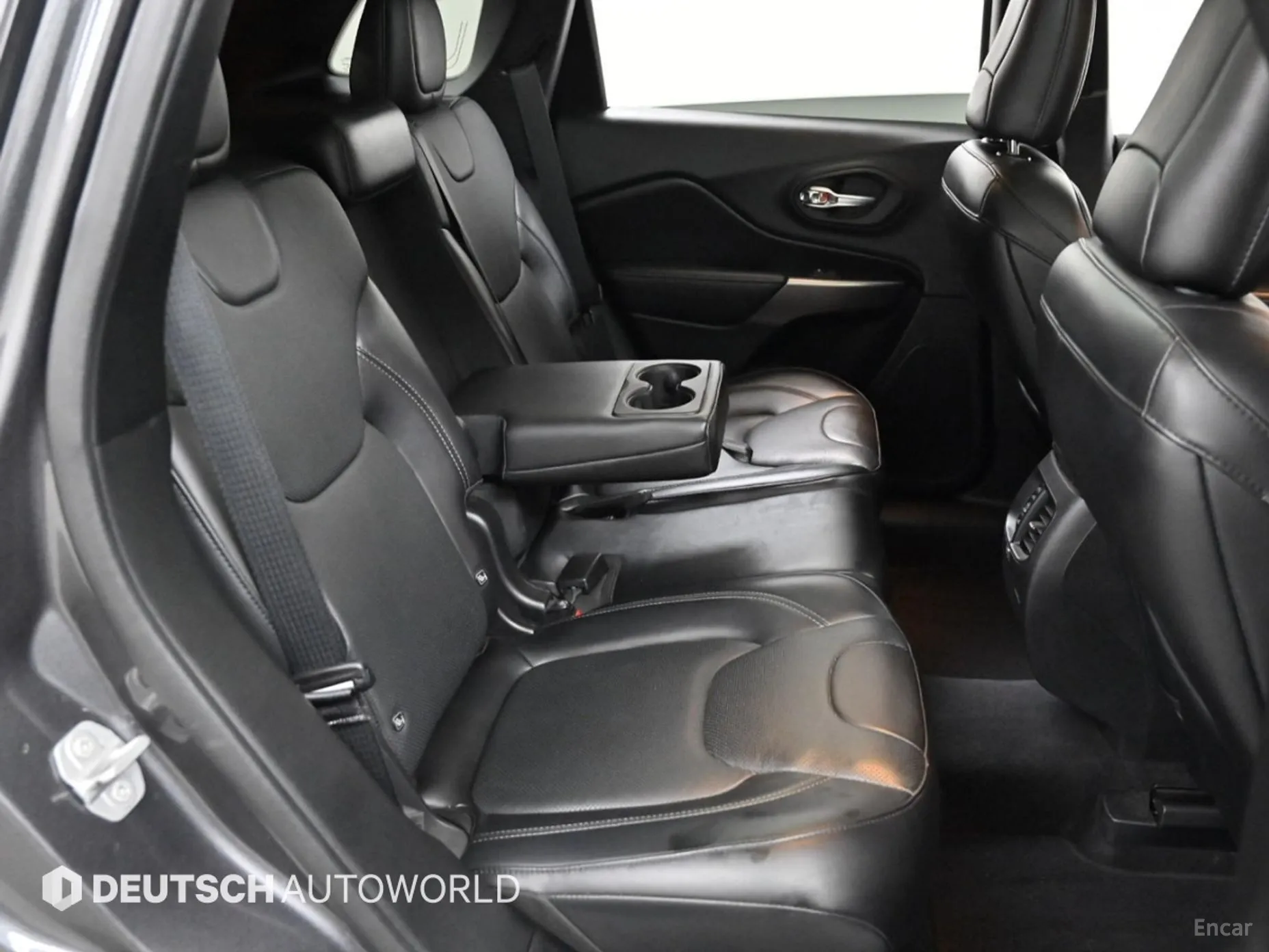 Jeep Cherokee (KL) превью 12