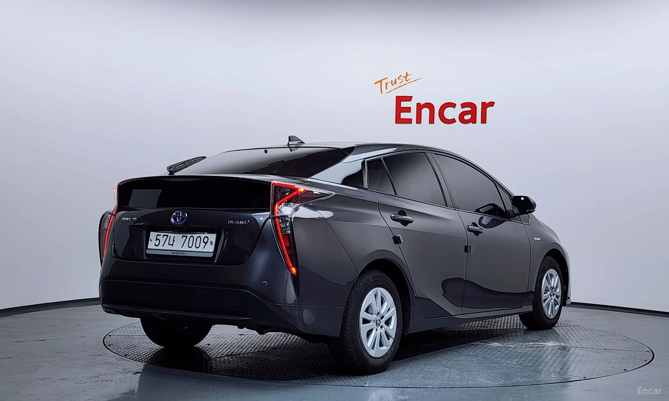 Toyota Prius 4th Generation