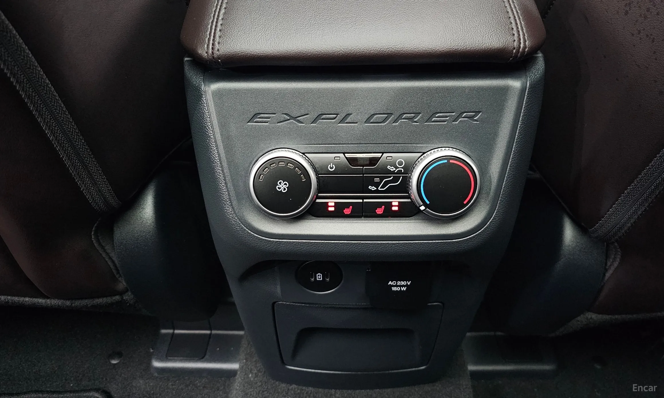 Ford Explorer 6th Generation превью 19