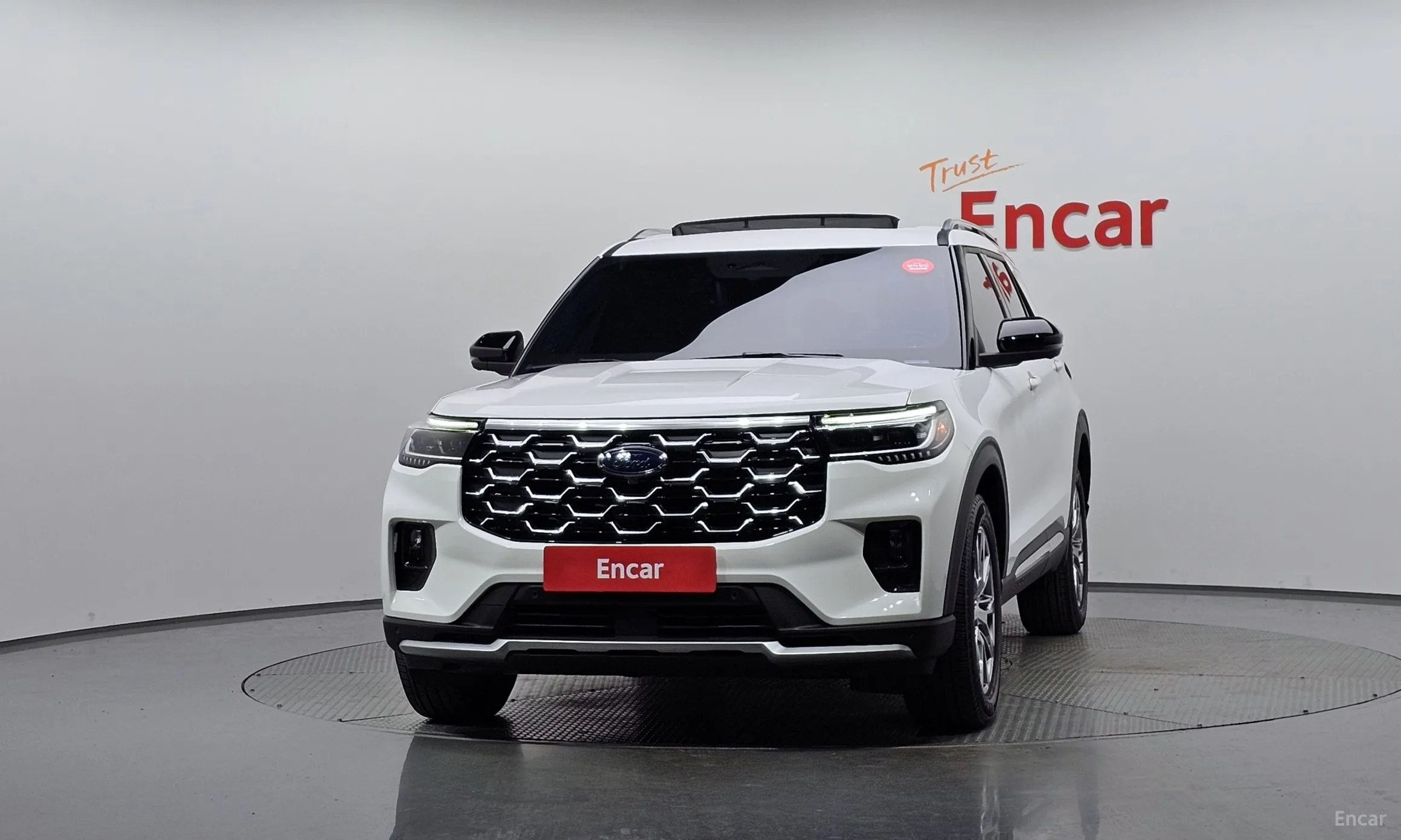 Ford Explorer 6th Generation превью 3