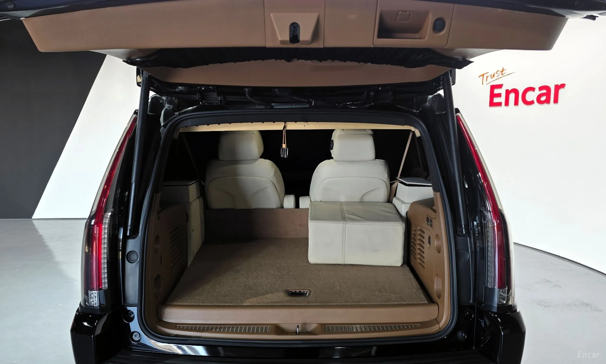 Cadillac Escalade превью 20