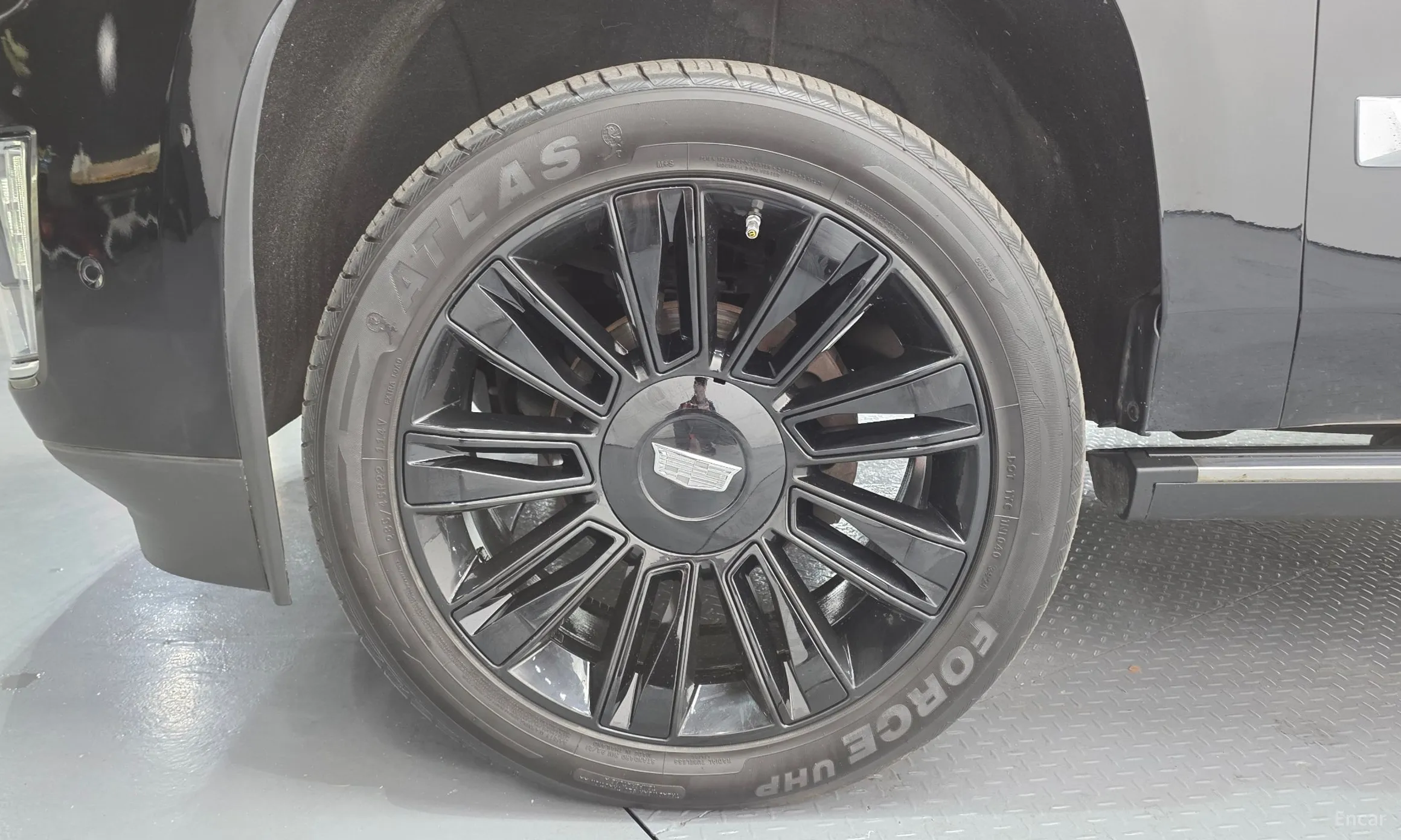 Cadillac Escalade превью 5