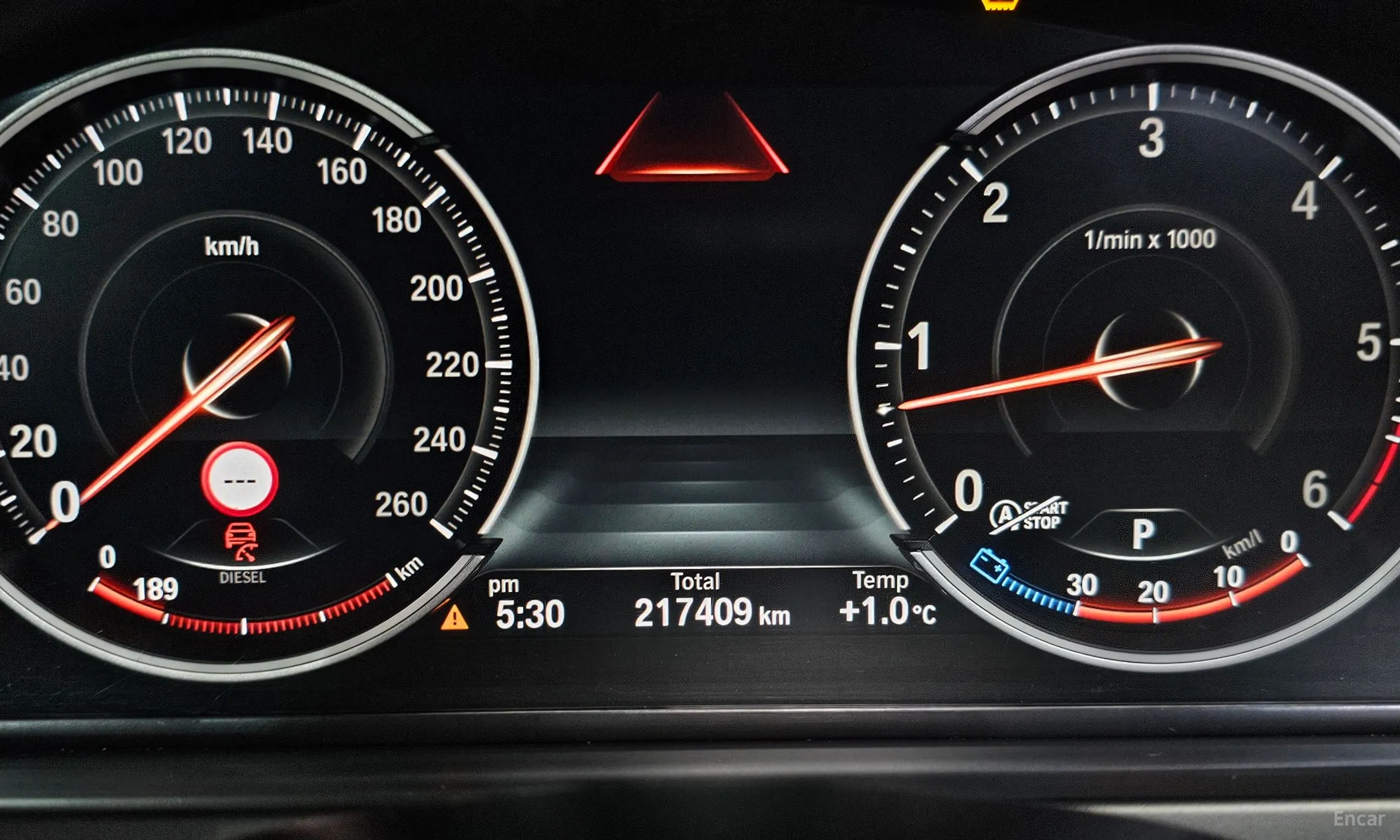 BMW 7 Series (F01) превью 8