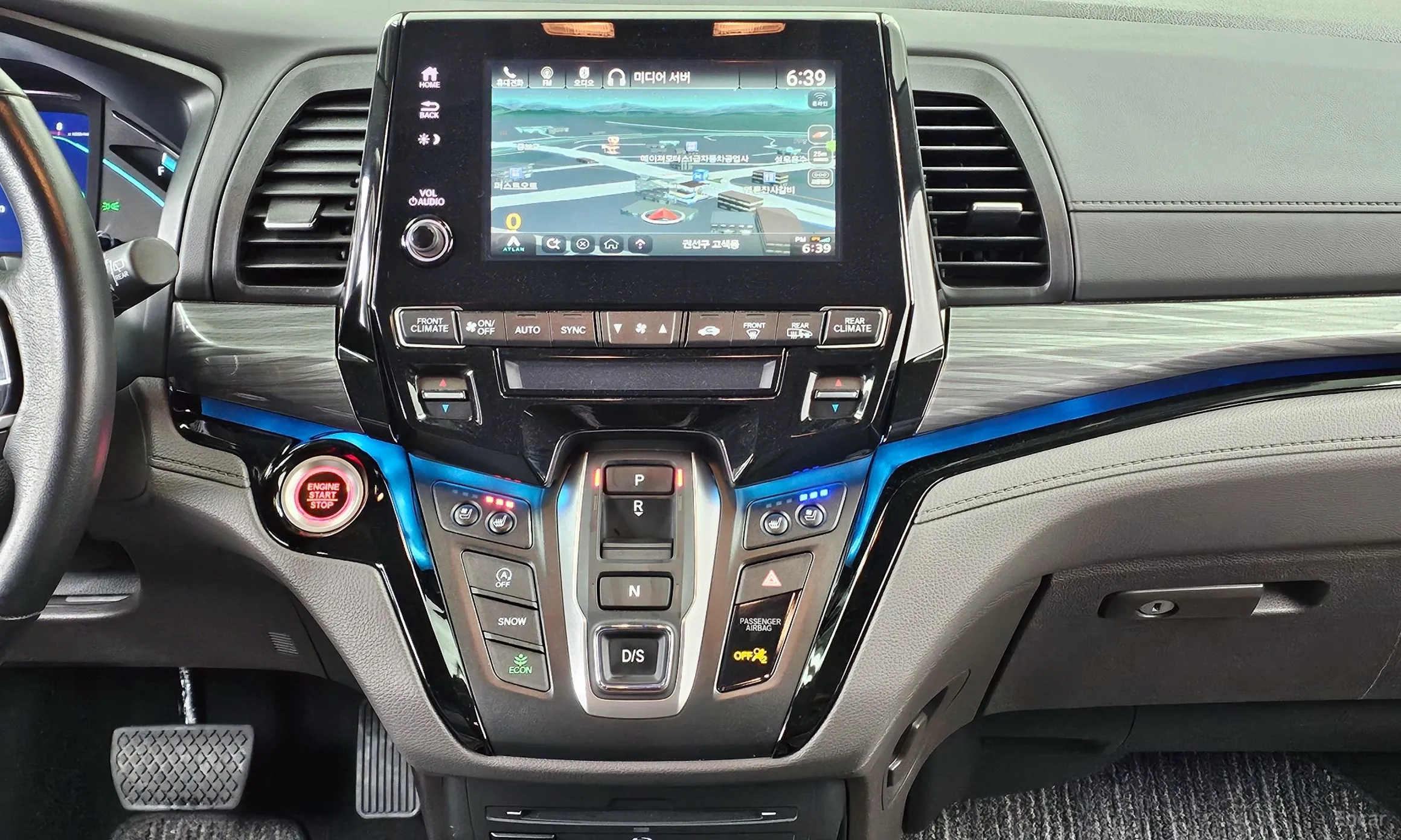 Honda Odyssey превью 14