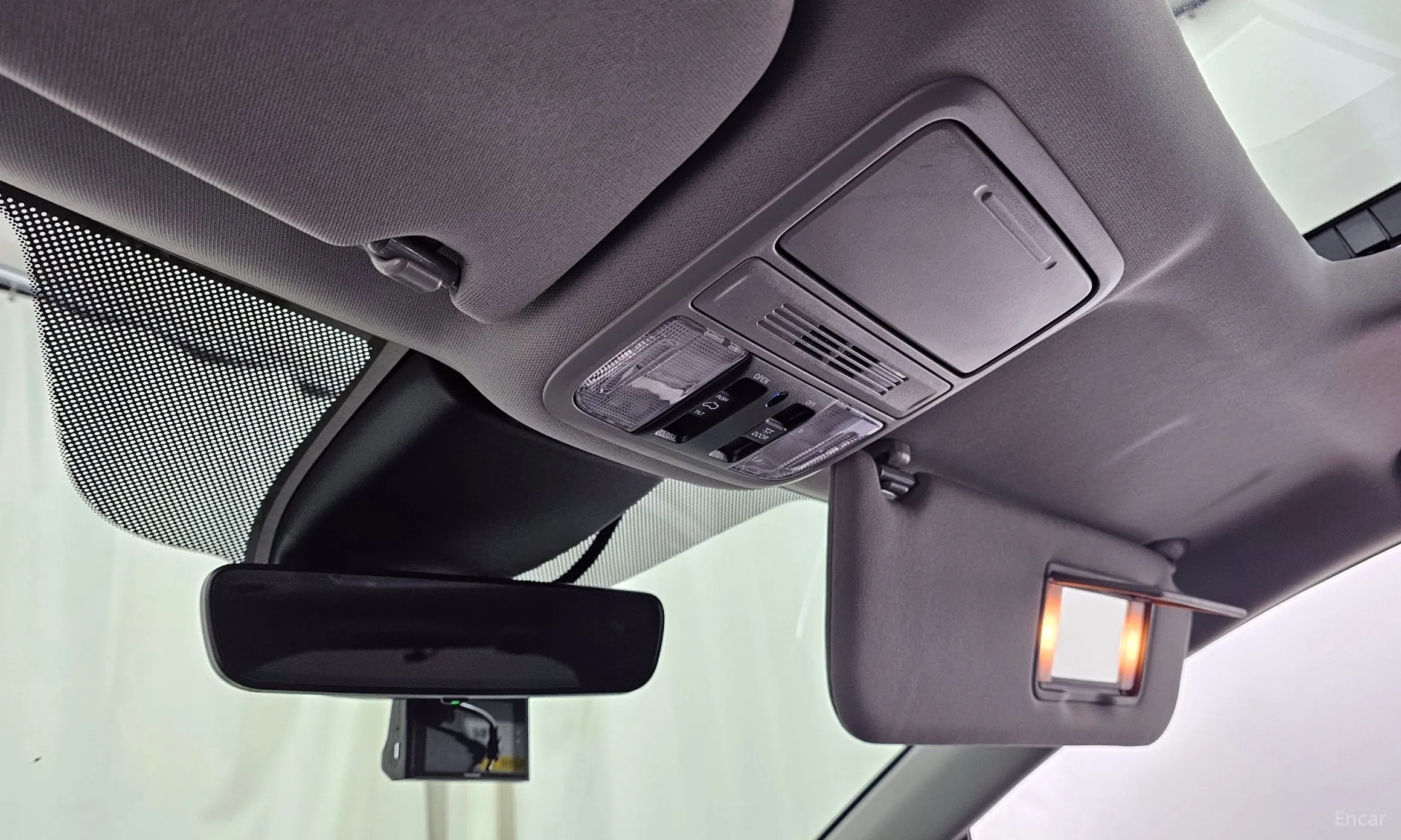 Honda Odyssey превью 17
