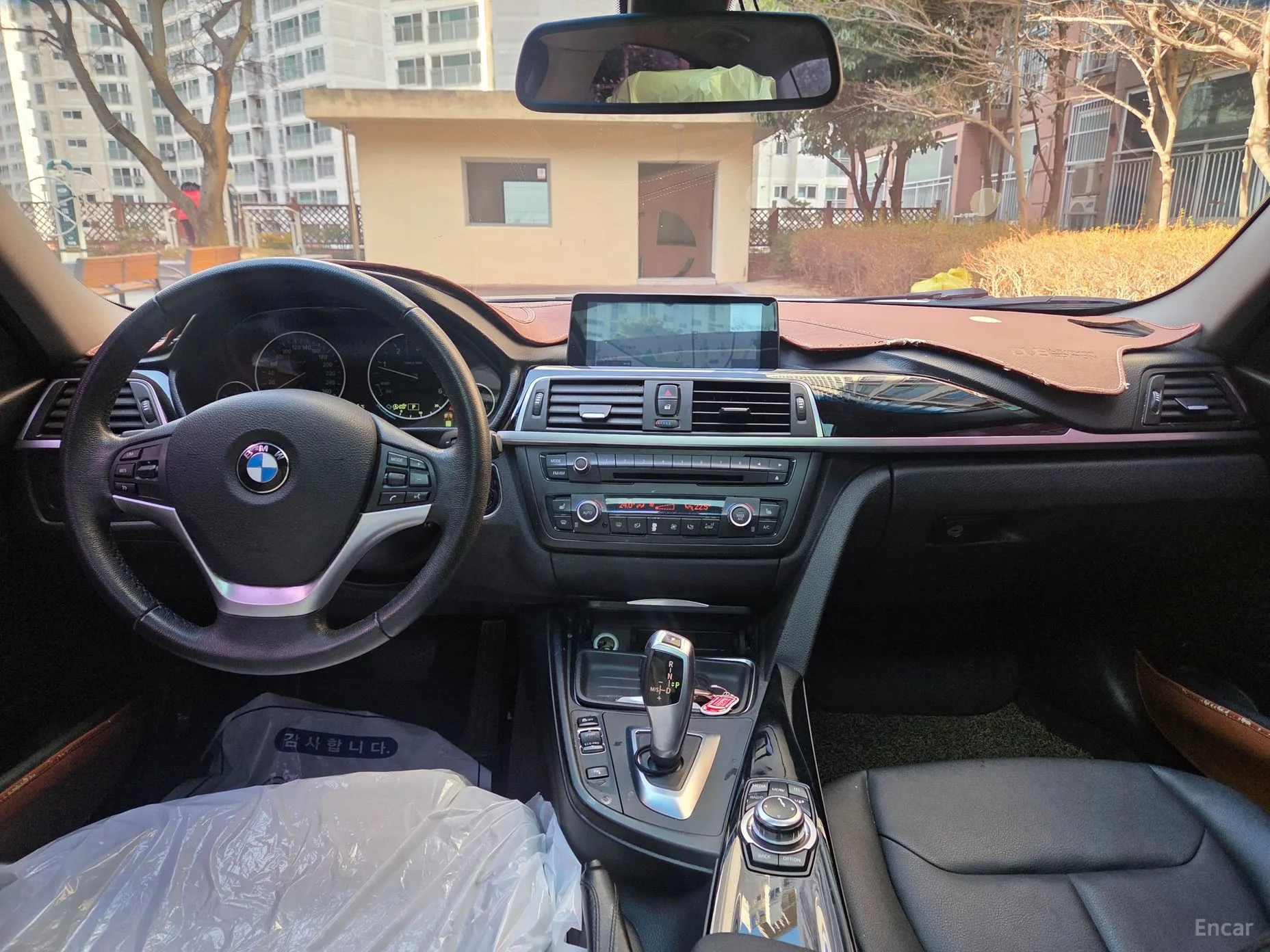 BMW 3 Series (F30) превью 11