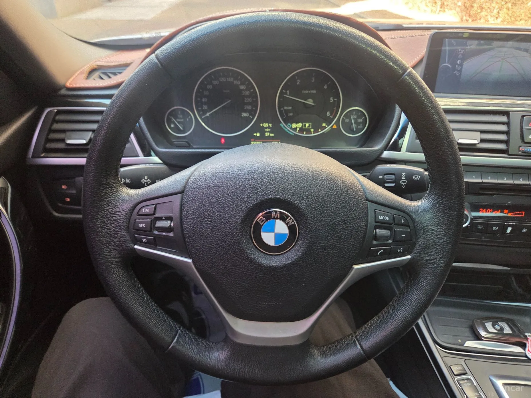 BMW 3 Series (F30) превью 12