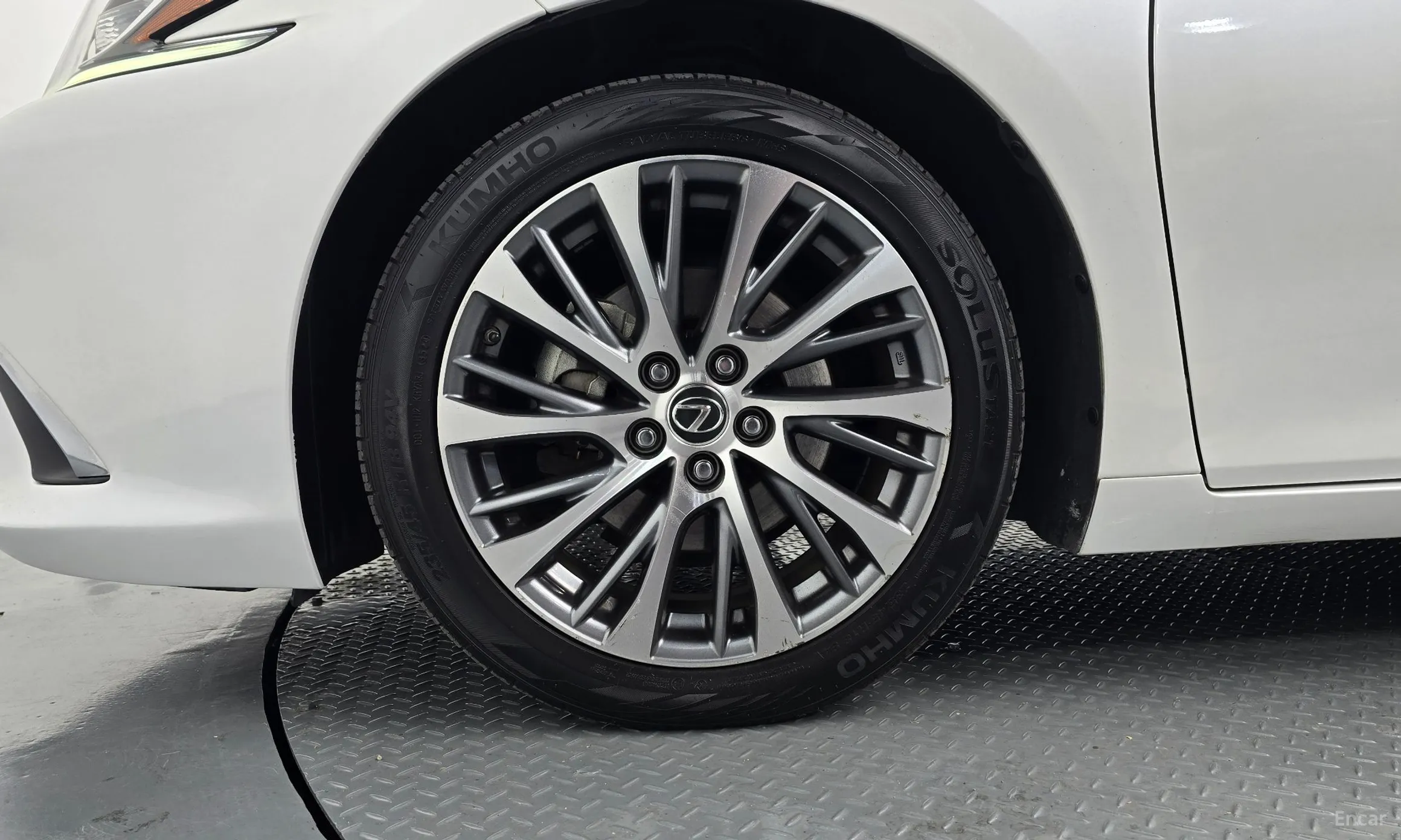 Lexus ES300h 7th Generation превью 5