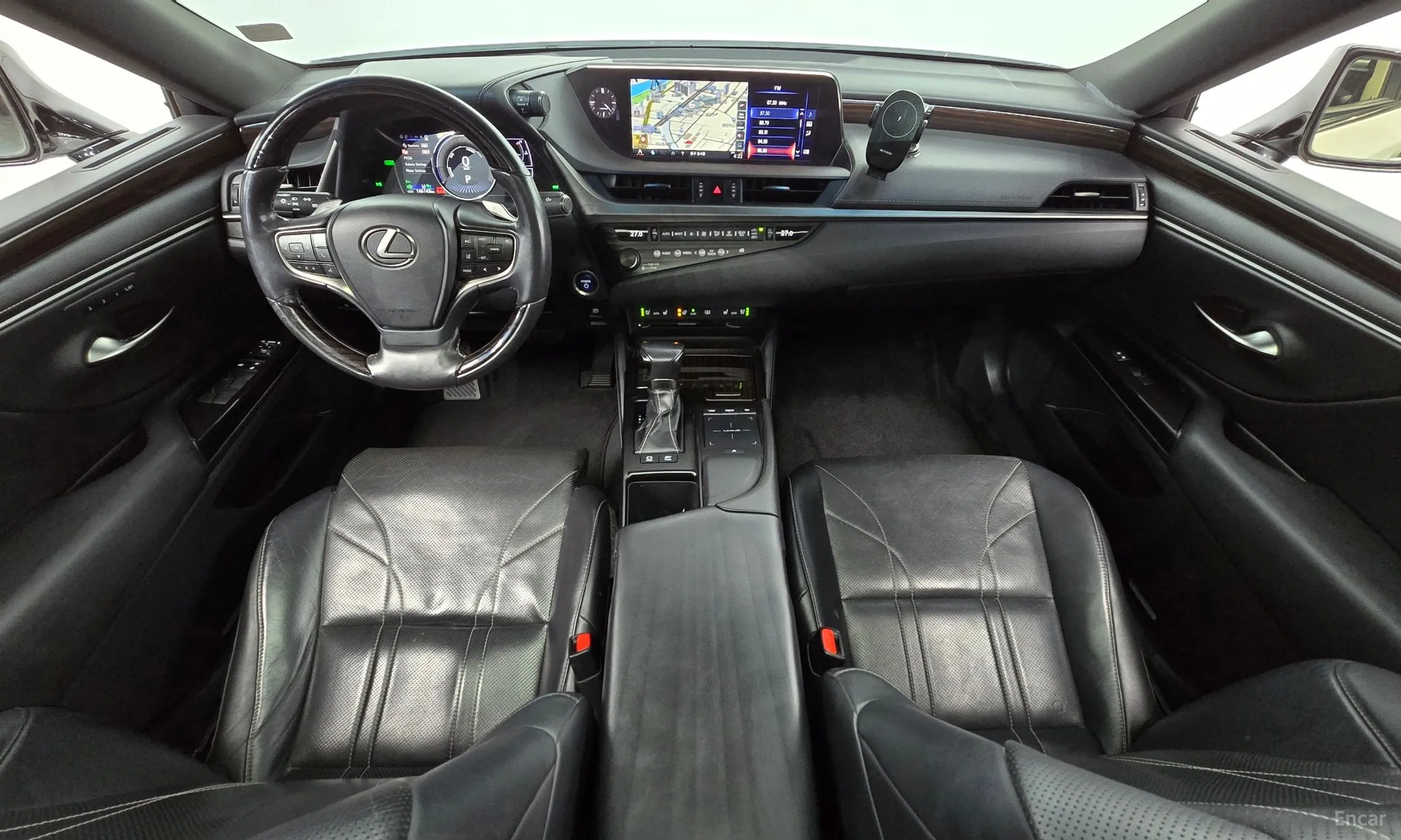 Lexus ES300h 7th Generation превью 7