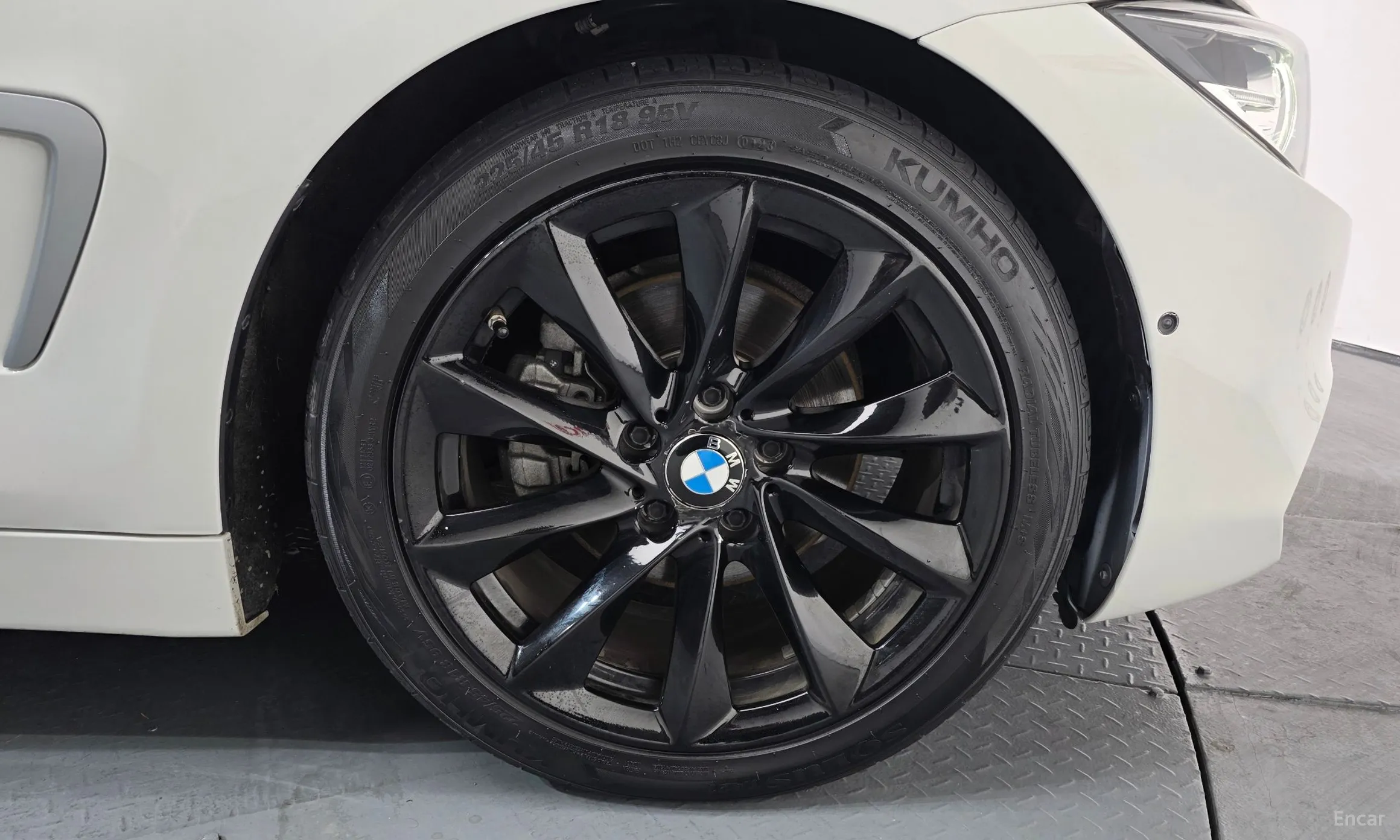 BMW Series 4 (F32) превью 5