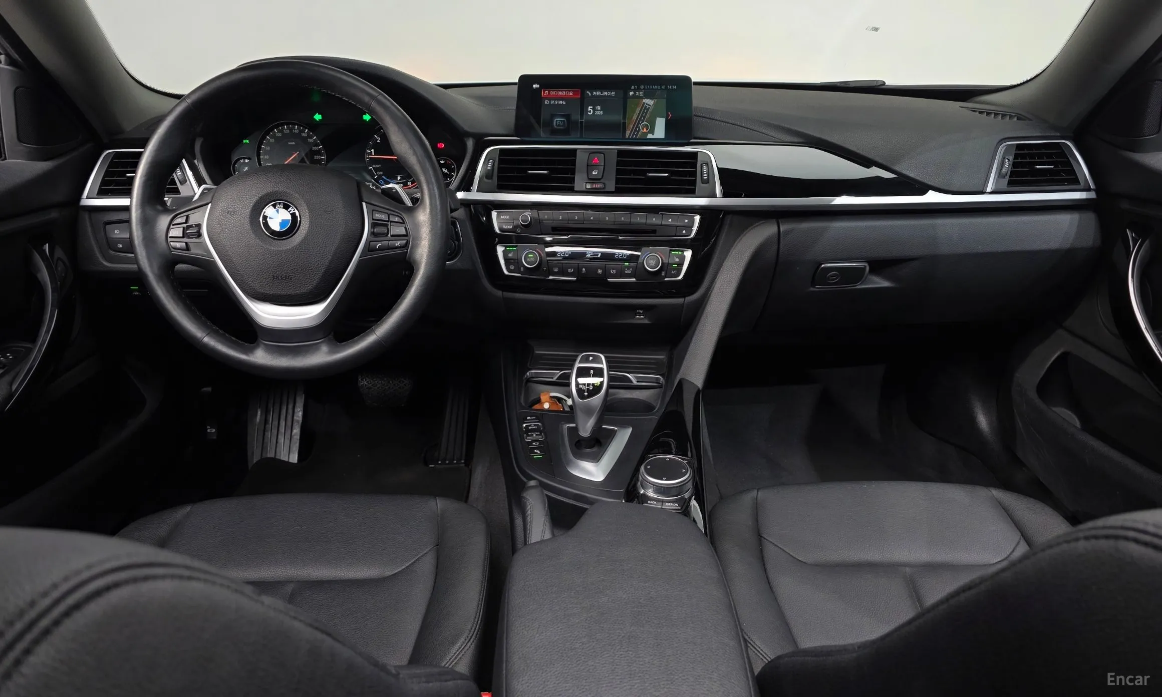 BMW Series 4 (F32) превью 7