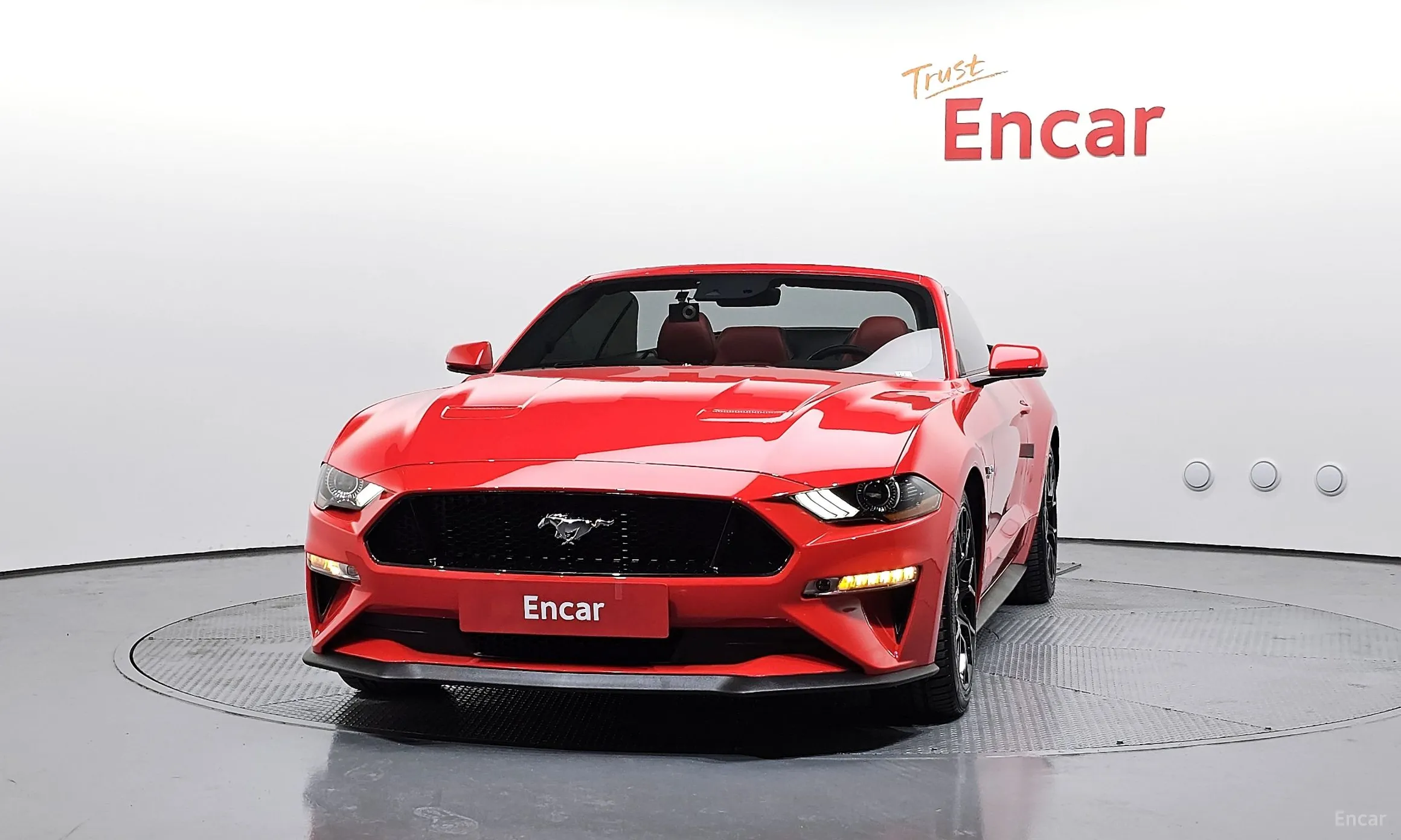Ford Mustang превью 3