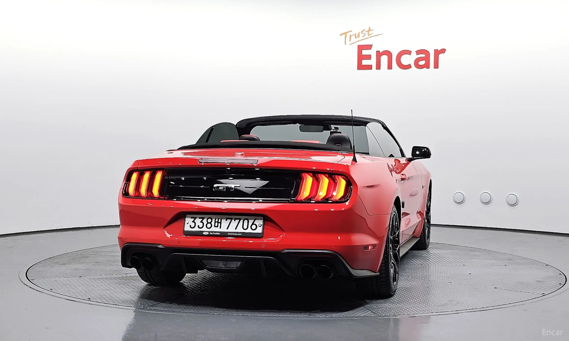 Ford Mustang превью 4