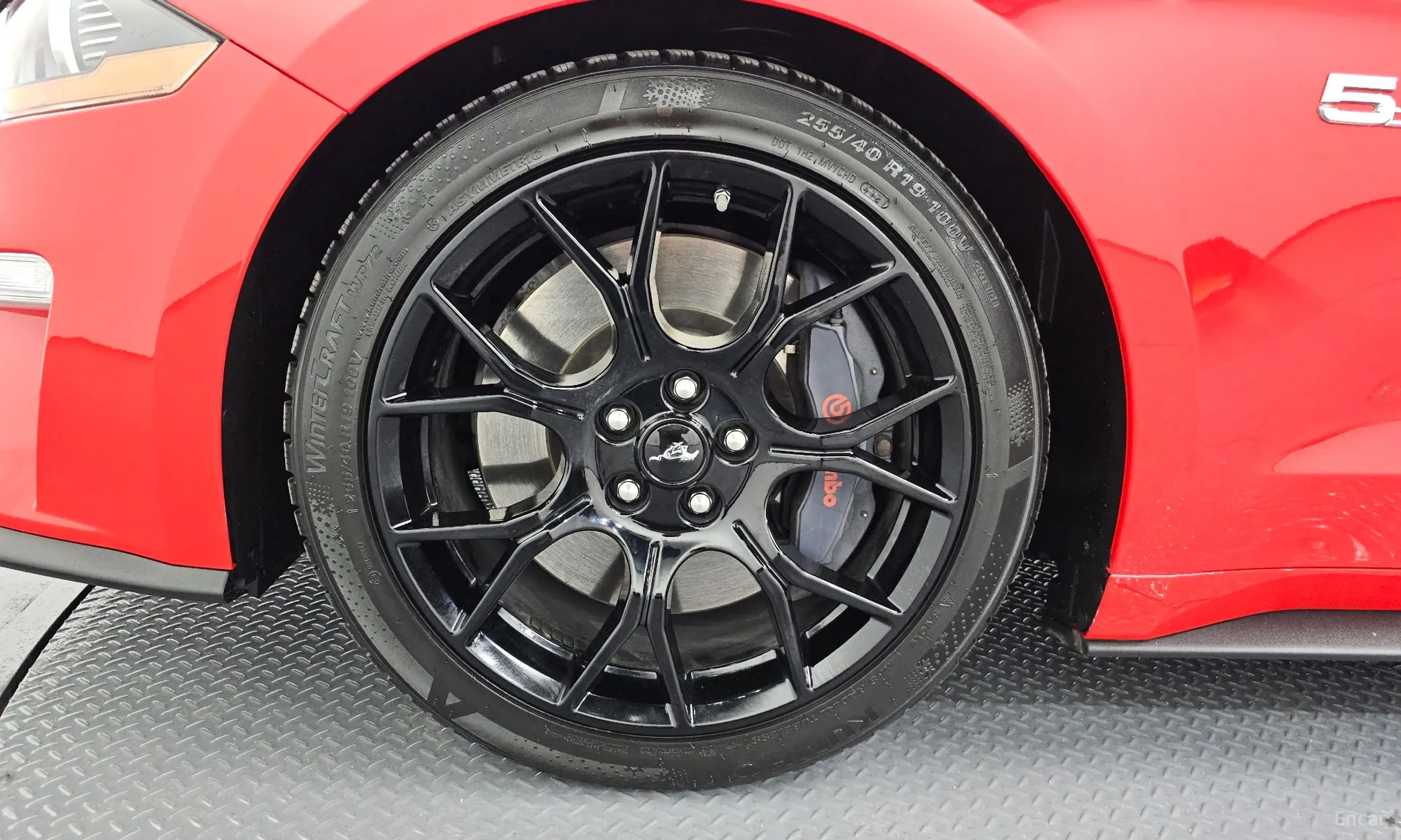Ford Mustang превью 5