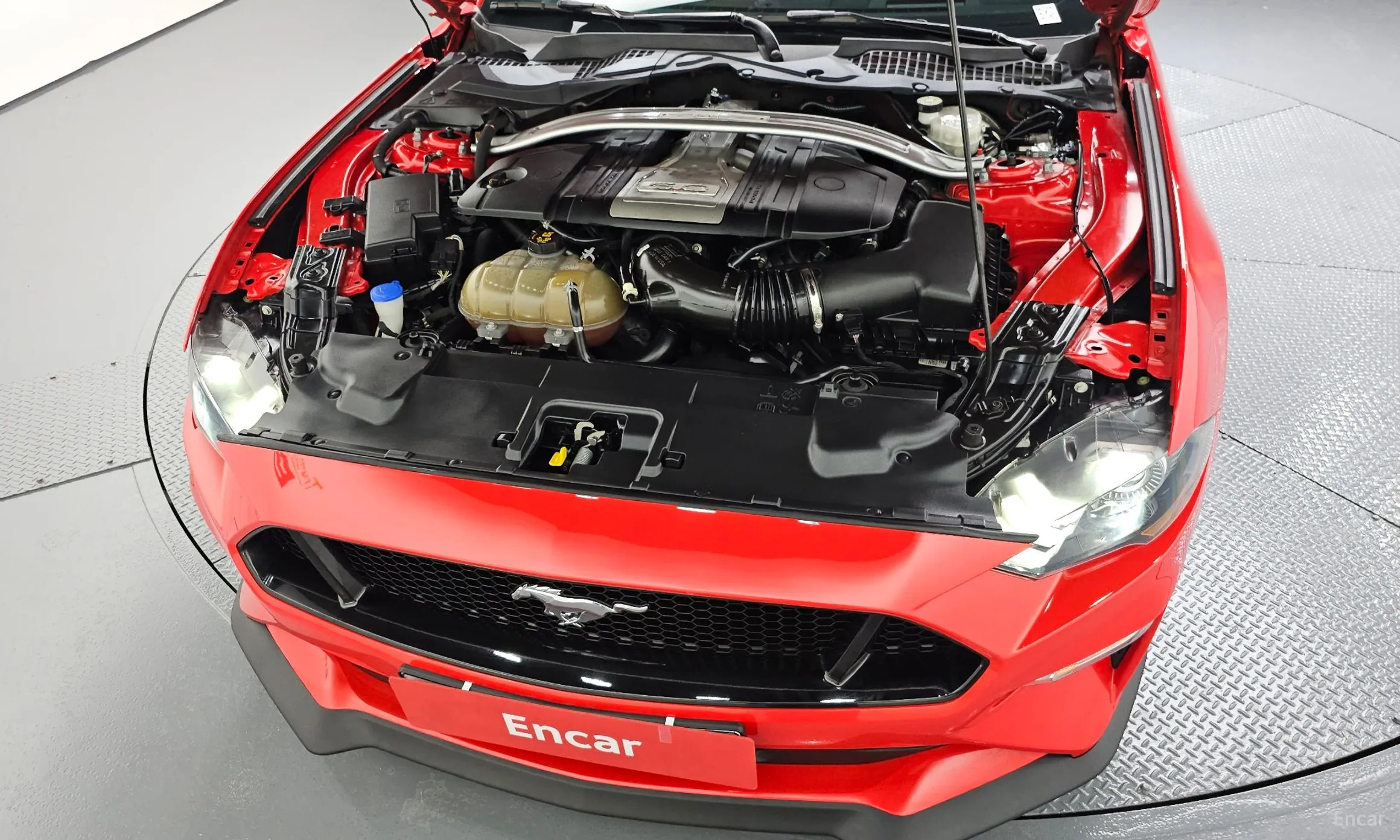 Ford Mustang превью 6