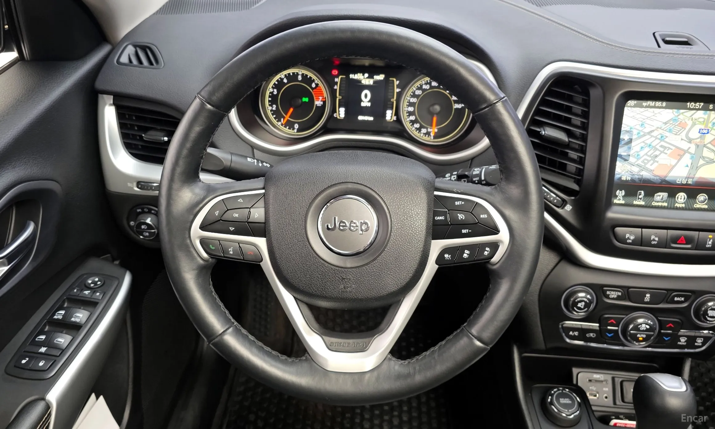 Jeep Cherokee (KL) превью 13