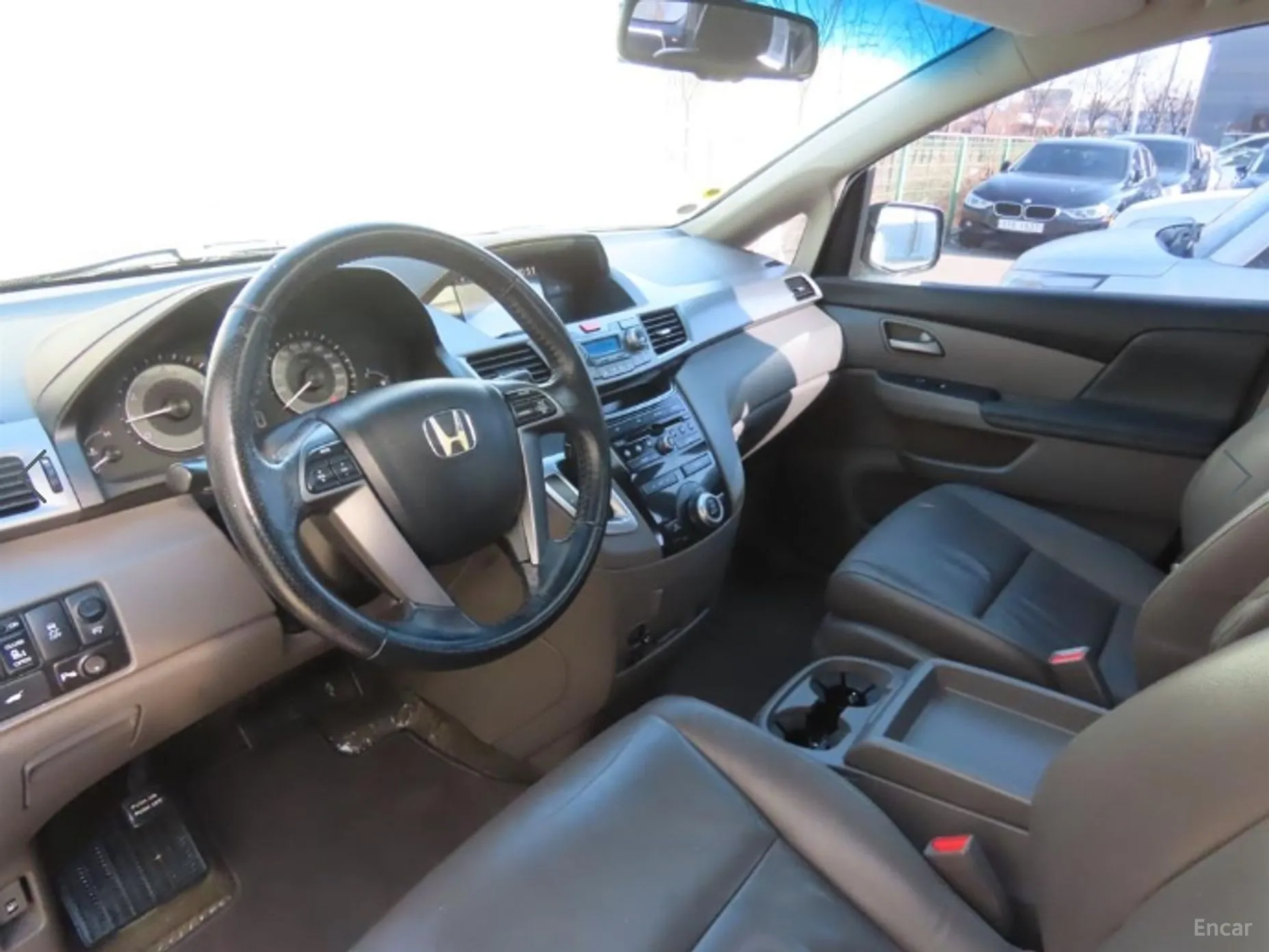 Honda Odyssey превью 15