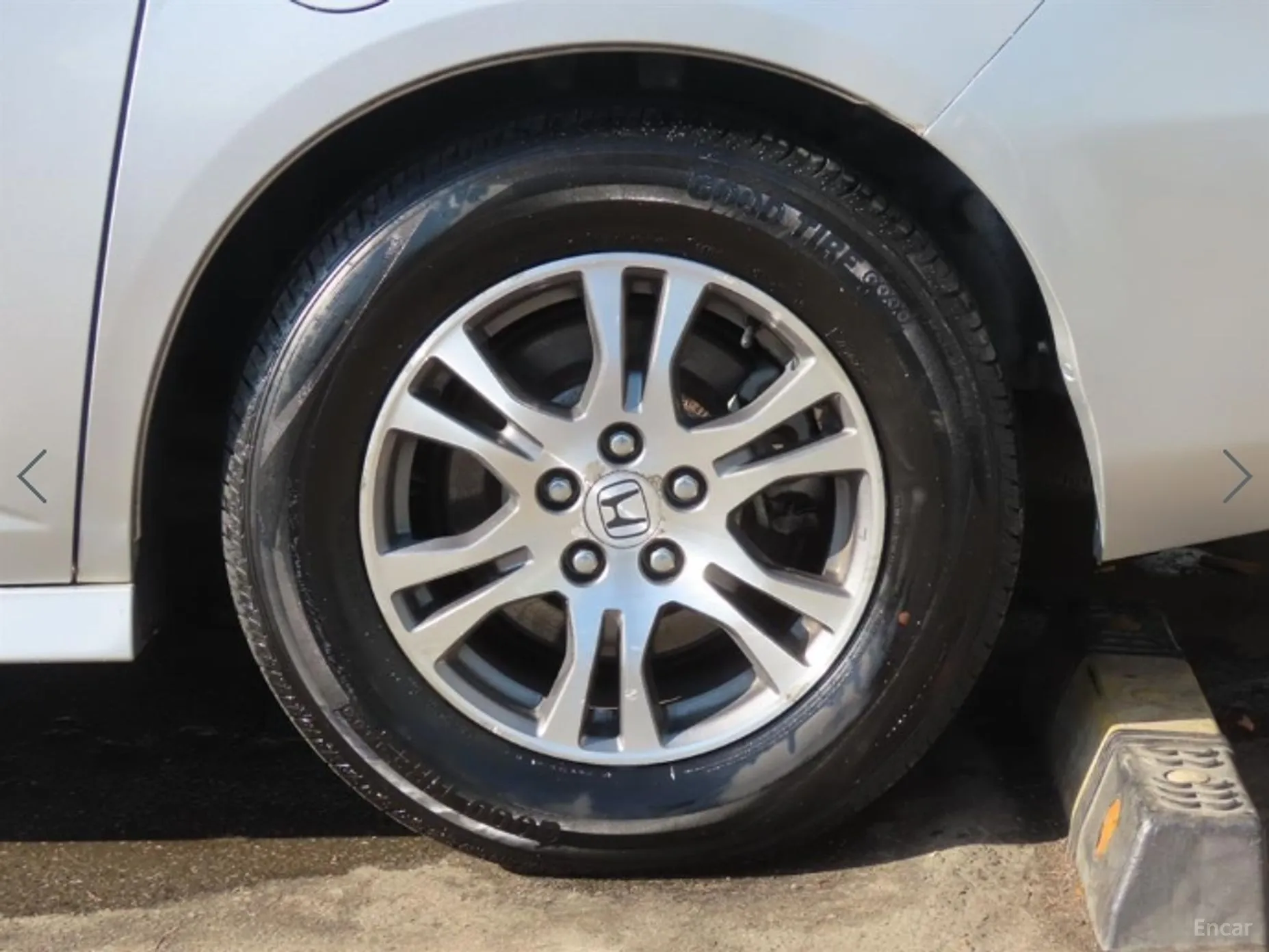 Honda Odyssey превью 20