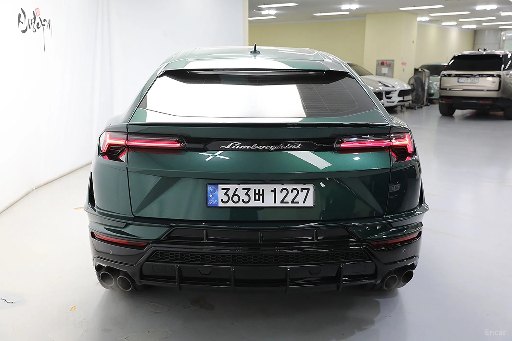Lamborghini Urus превью 4