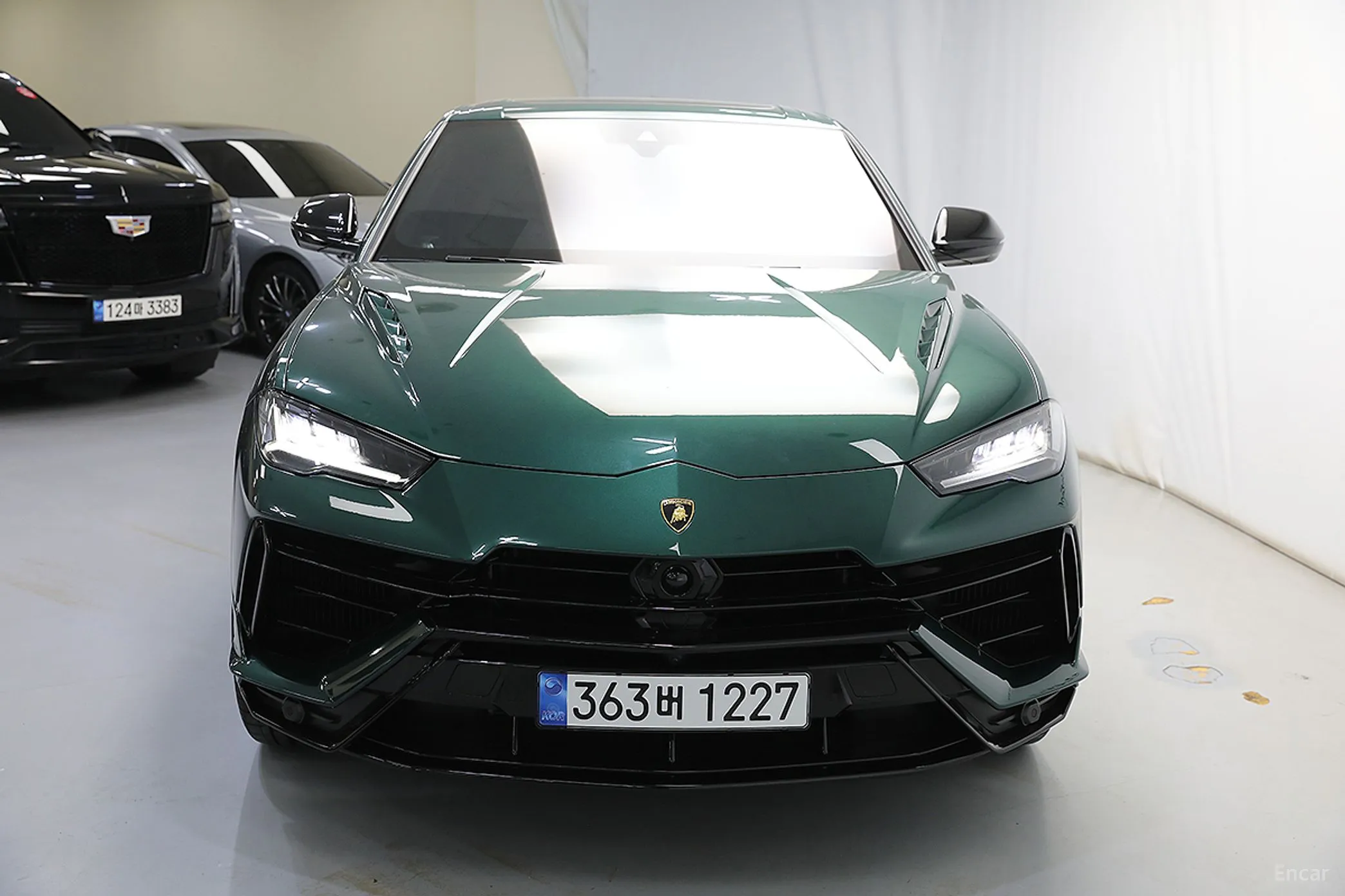Lamborghini Urus превью 5