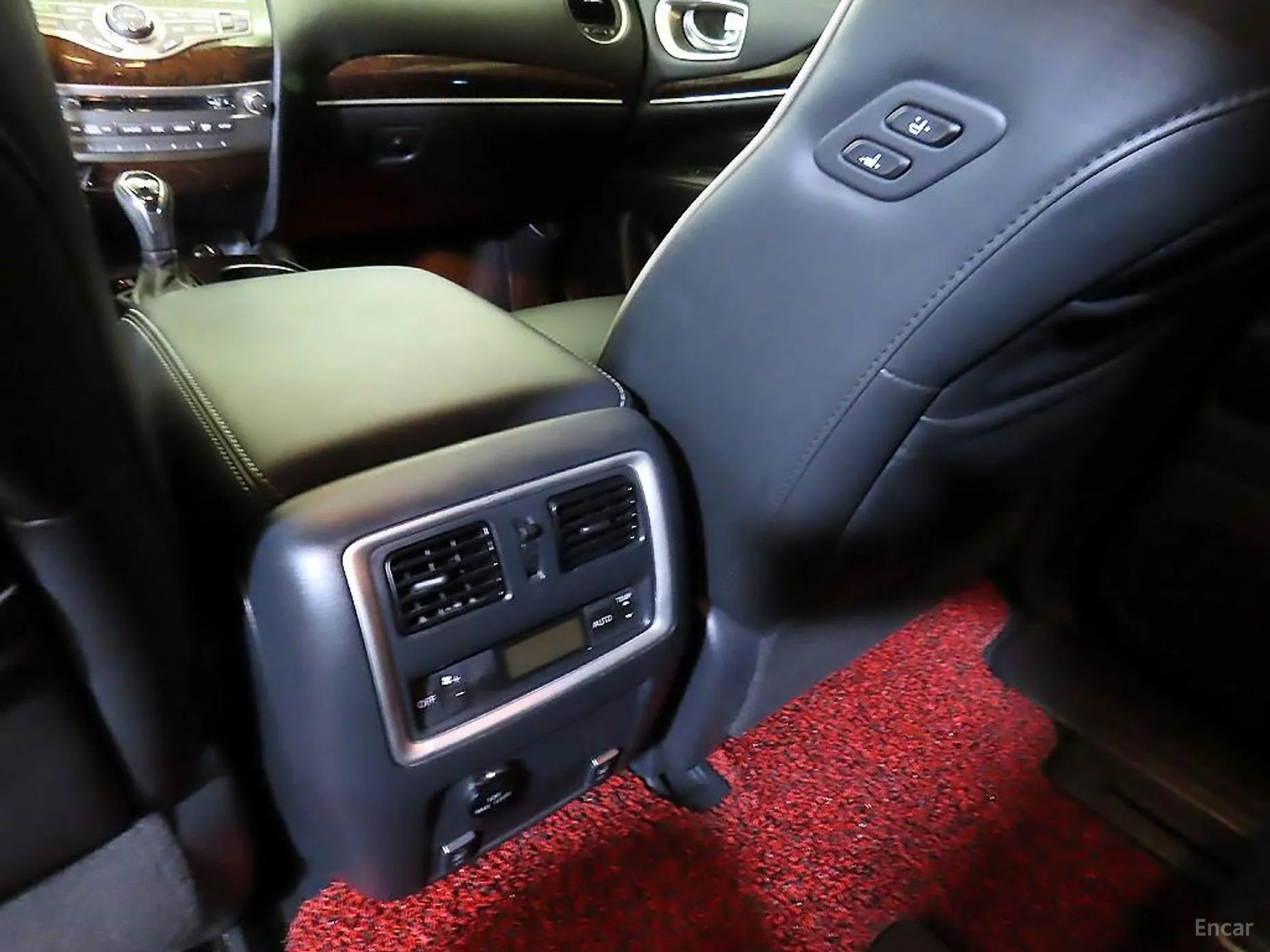 Infiniti QX60 превью 15