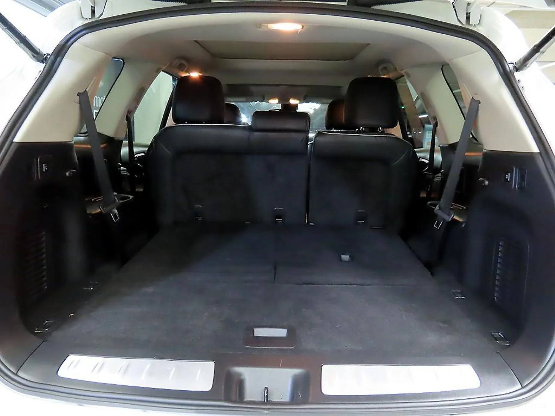 Infiniti QX60 превью 17
